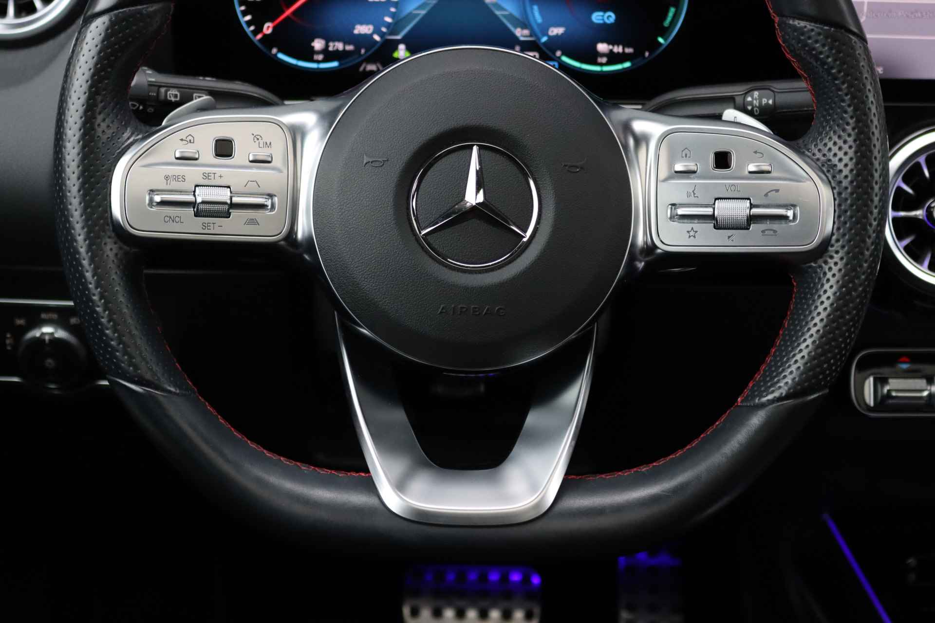 Mercedes-Benz GLA 250 e AMG Line Aut8 | Panoramadak | Distronic+ | Memory | HUD | Keyless Go | Surround Camera | Sfeerverlichting | Augmented Reality | Multibeam LED | - 30/44