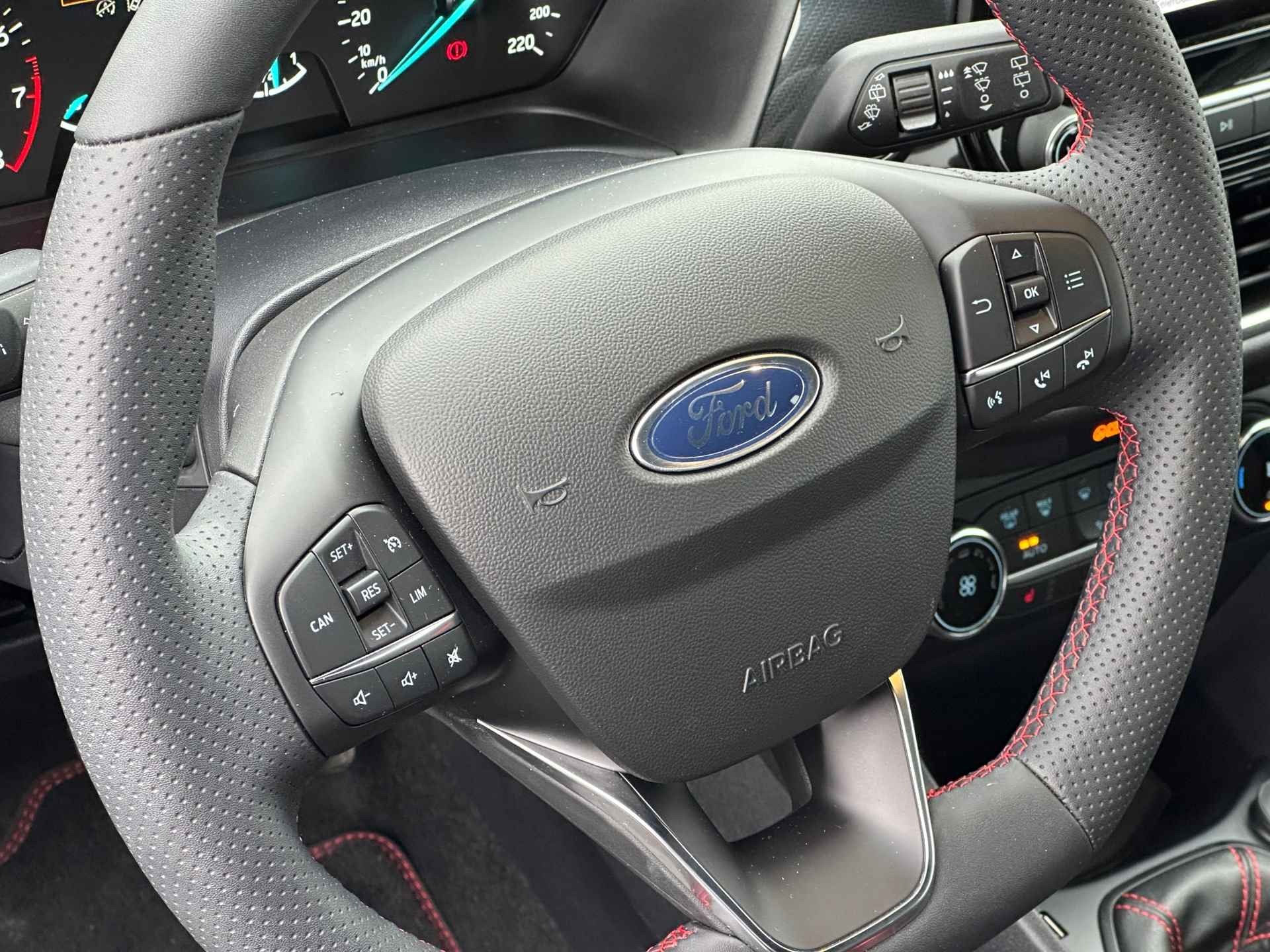 Ford FIESTA 1.0 EcoBoost Hybrid ST-Line X Stoel + Stuurverwarming | Sportvelgen | Clima | Cruise | LED |125 PK|Carplay |Keyless !! - 10/32