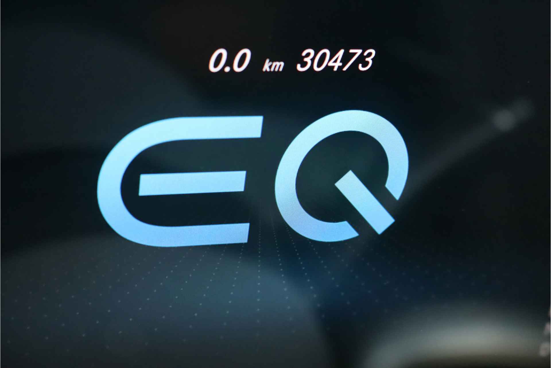 Mercedes-Benz EQC 400 4MATIC Business Solution 80 kWh, 44.000,- ex BTW, Schuif-/Kanteldak, Surround Camera, Keyless Go, Cruise Control, Multibeam LED, Zitcomfortpakket, Sfeerverlichting, Stoelverwarming, Etc. - 21/39