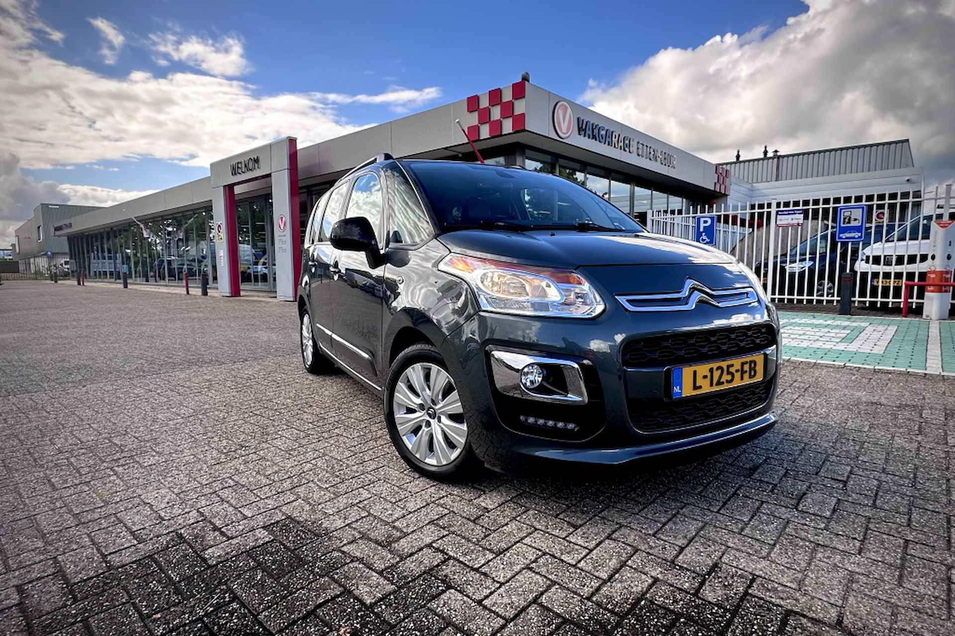 Citroen C3 Picasso 1.2 PureT Exclusive / CAMERA / CLIMATE CONTROL - 5/28