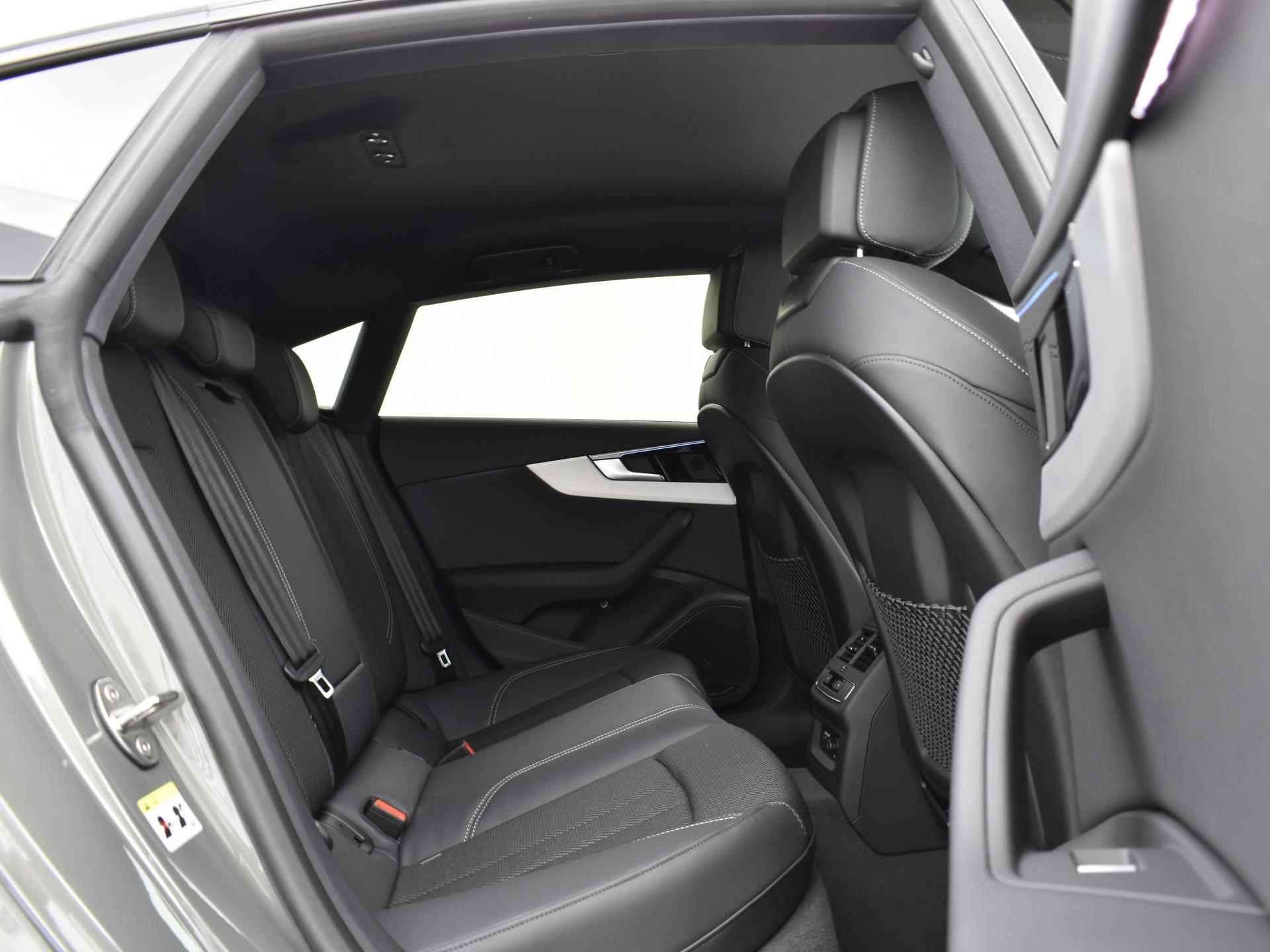 Audi A5 Sportback 35 TFSI S edition Competition 150 PK ·Assistentiepakket parking · Optiekpakket zwart plus · Stoelverwarming · Afgevlakt stuurwiel · - 21/38