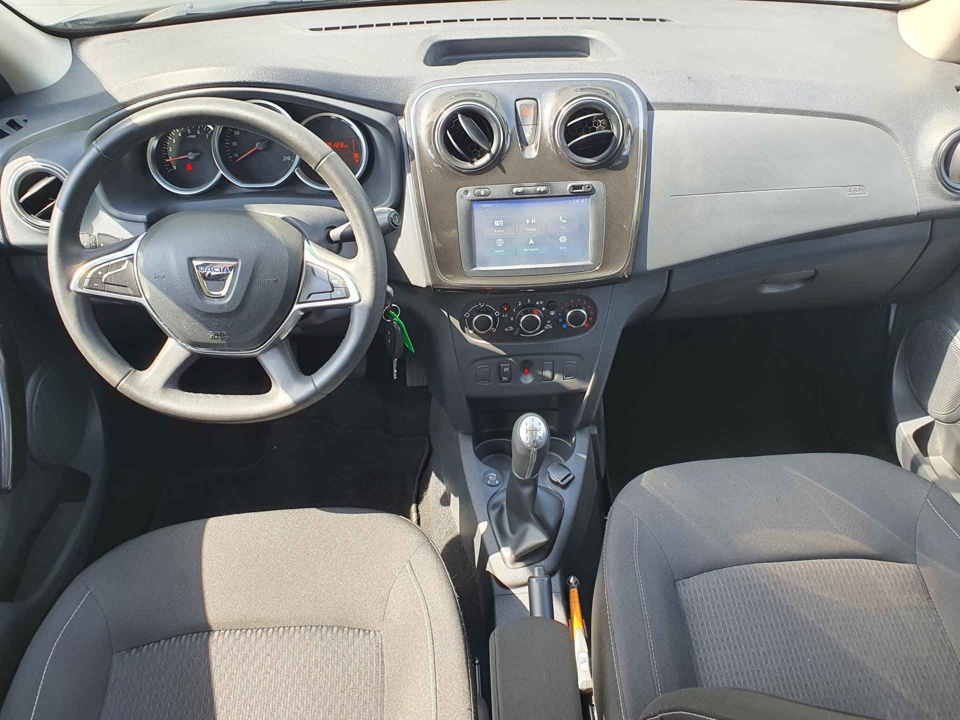 Dacia Sandero 0.9 TCe Bi-Fuel Laureate / Dealer Onderhouden / LPG / Camera / Navigatie / Parkeersensoren / Cruise Control / Airco / - 2/36