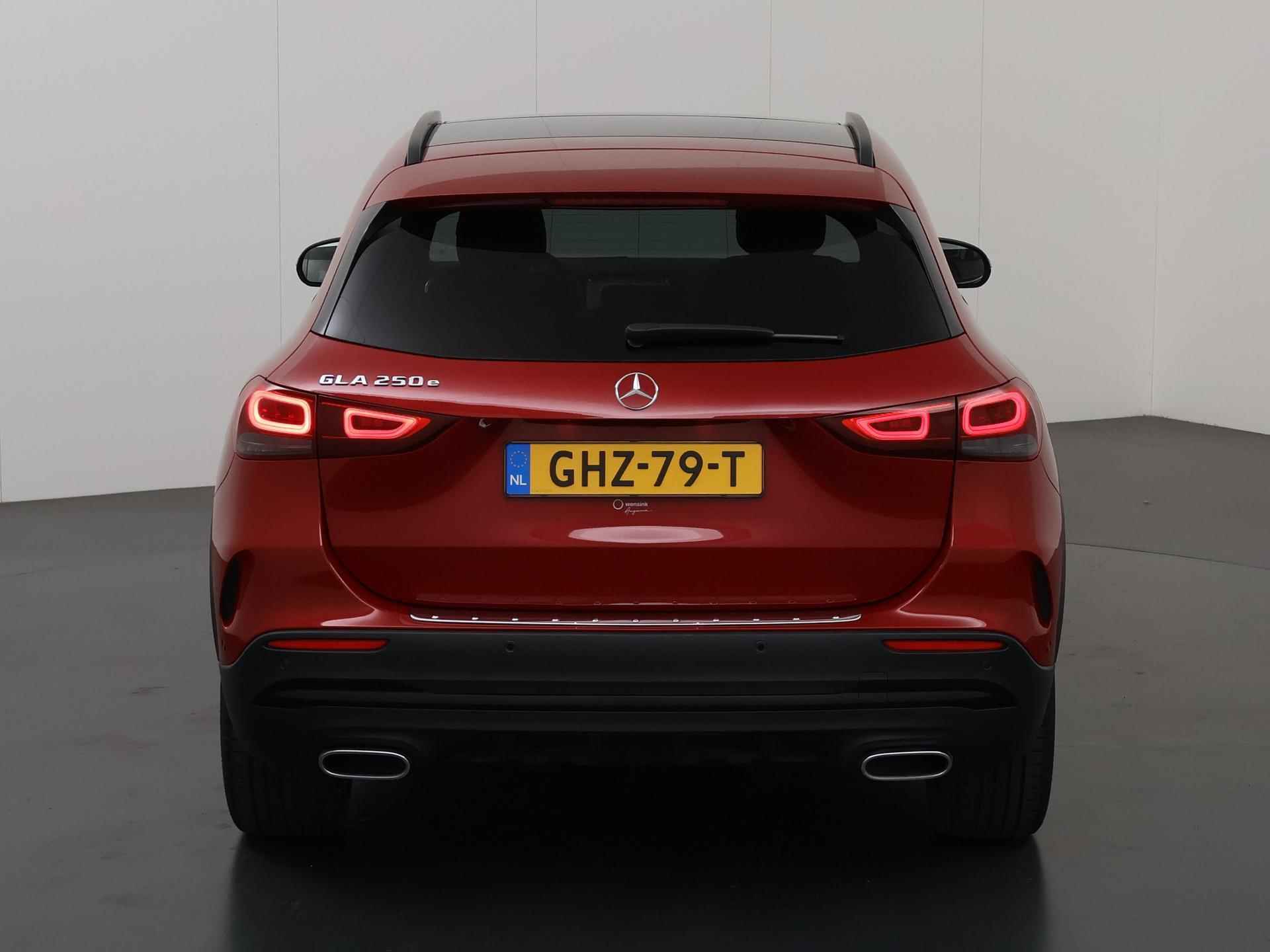 Mercedes-Benz GLA-klasse 250 e AMG Premium Plus | Ele. verstelbare stoelen + Geheugen | Panoramadak | Camera | WideScreen | Sfeerverlichting | Ele. bedienbaar kofferdeksel | - 5/48