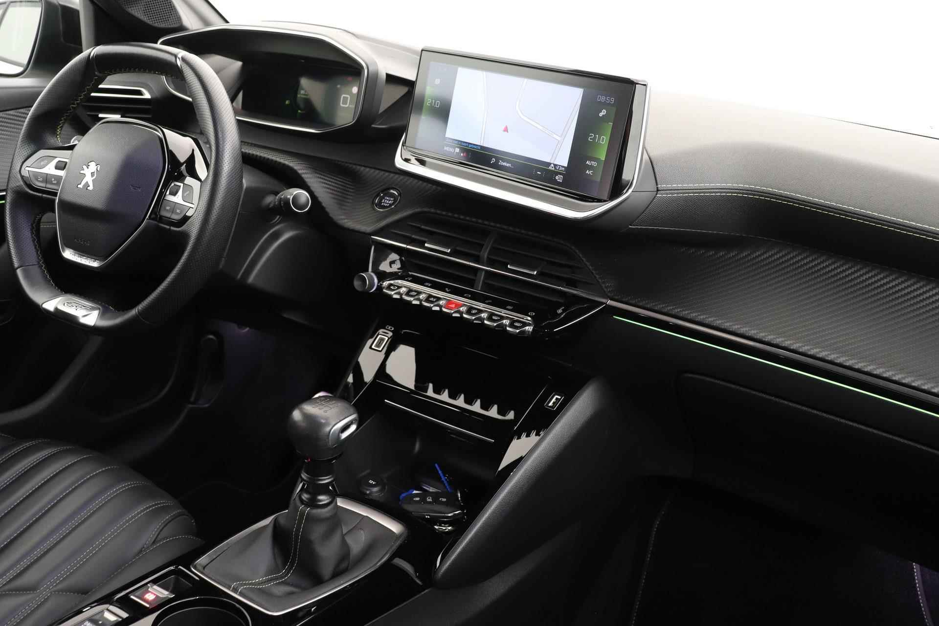 Peugeot 208 1.2 PureTech GT-Line | Panoramadak | Leer | Recent Ond. | Org NL | Adap. Cruise | Camera | Stoelverwarming | - 7/49