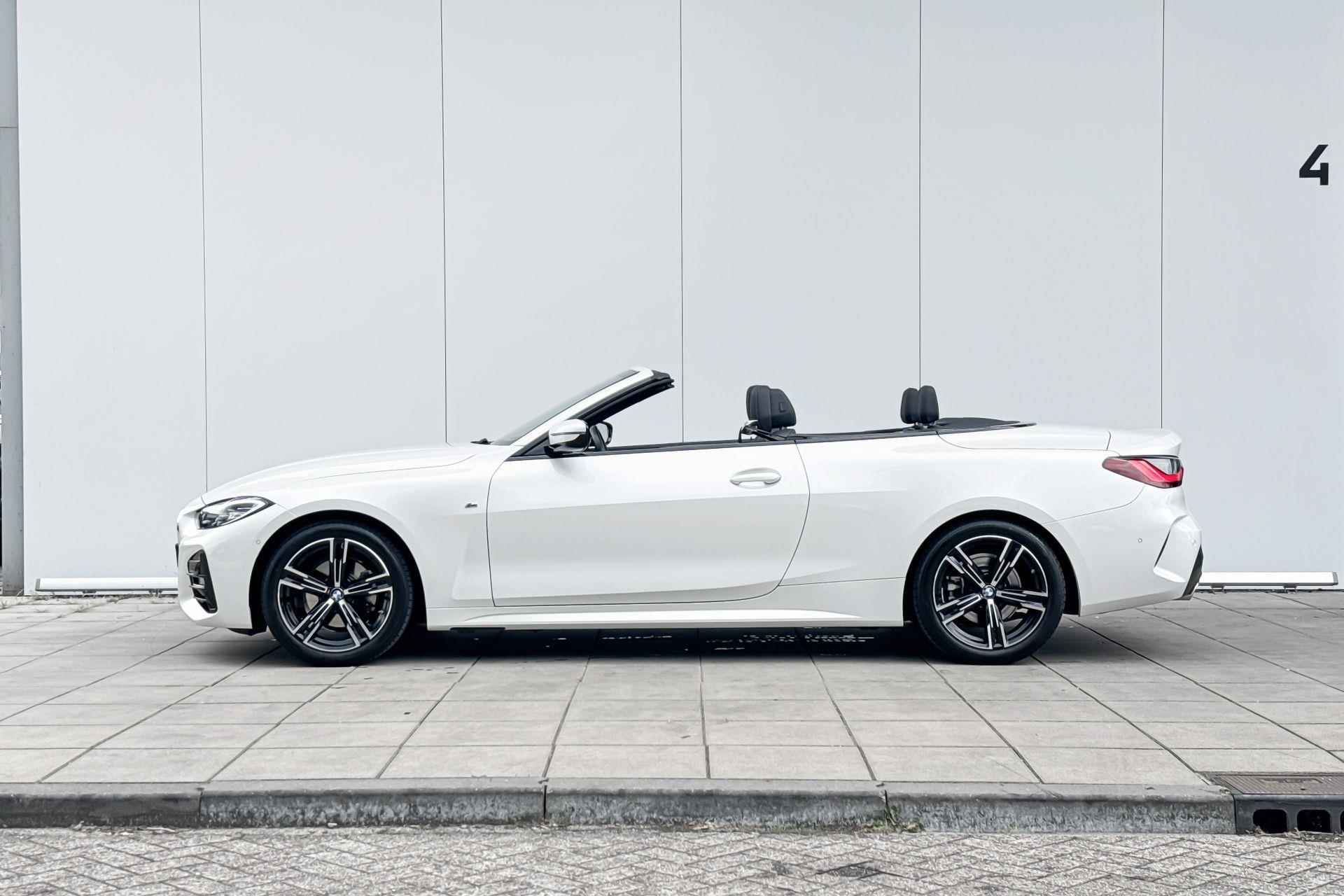 BMW 4 Serie Cabrio 420i High Executive M-Sport 18 Inch / Comfort Acces / Nek Verwarming / Driving Assistant / Head Up Display / Hifi / Stoelverwarming - 2/20