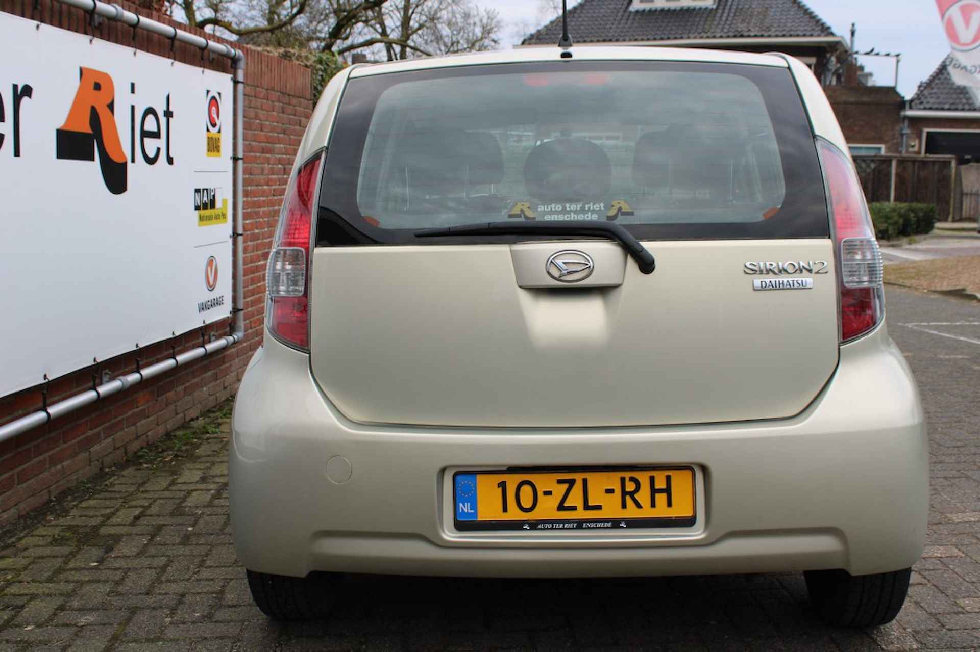 DAIHATSU Sirion 1.0i 12V Premium - 9/26