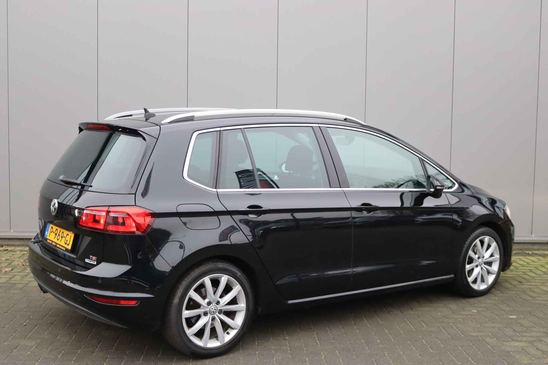 Volkswagen Golf Sportsvan 1.4 TSI 150PK Automaat Highline Camera/Xenon/Adaptive-cruise/Stoelverwaming - 5/33