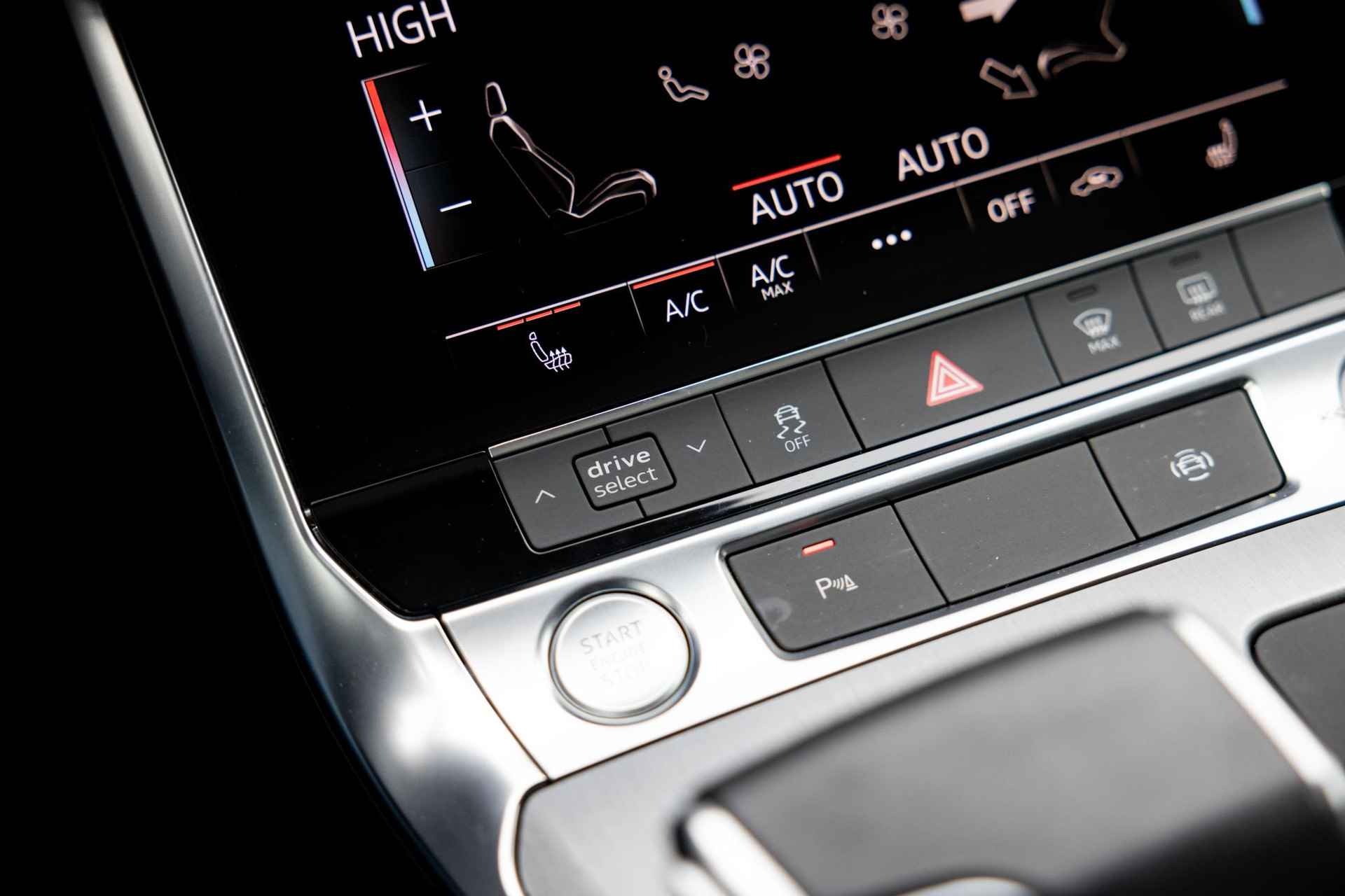 Audi A6 Limousine 55 TFSI e quattro Competition | S-Line | Schuif/Kantel dak | lichtmetaal | Digitaal Dashboard | Adaptieve Cruise Control | Matrix LED | Trekhaak | - 35/49