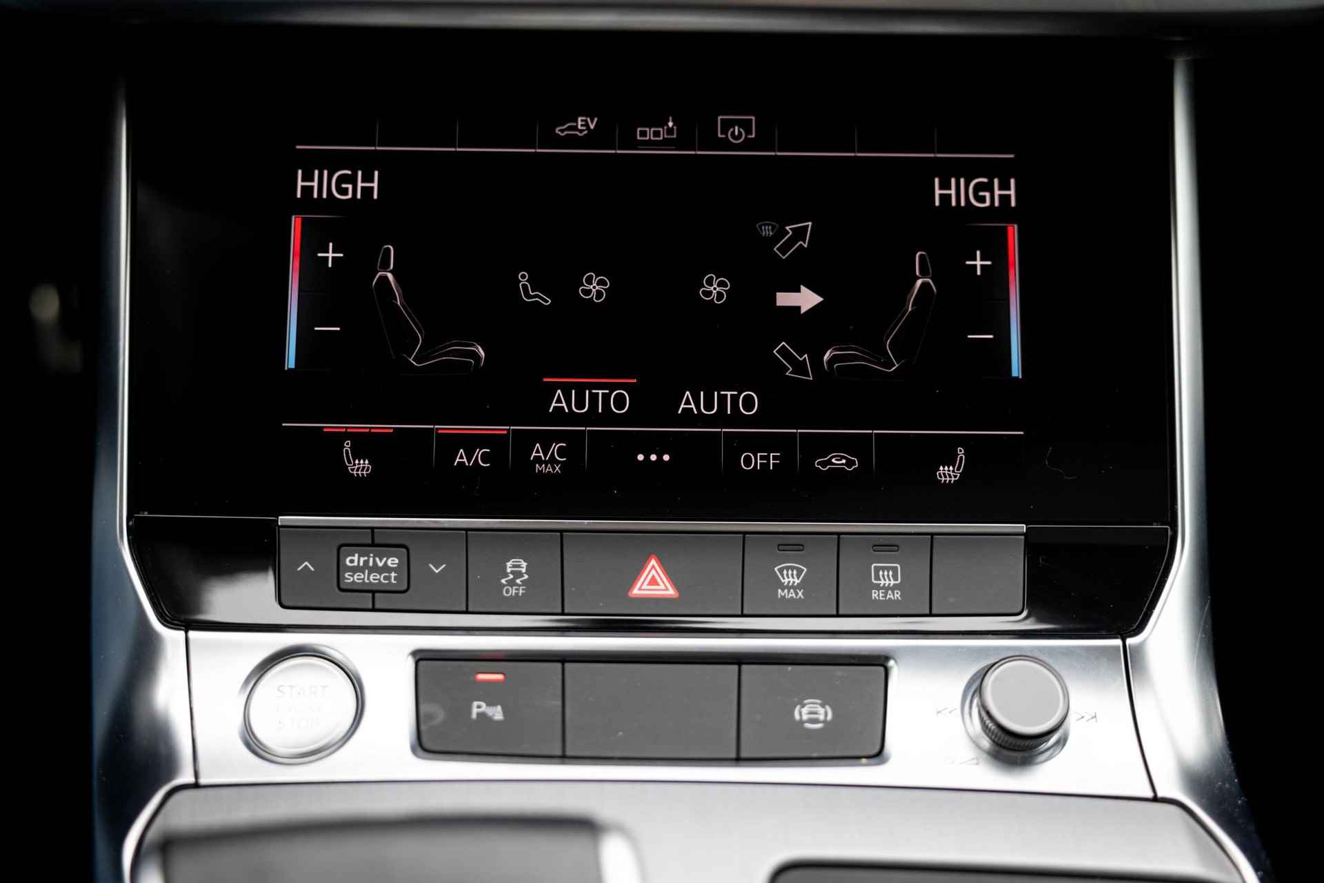 Audi A6 Limousine 55 TFSI e quattro Competition | S-Line | Schuif/Kantel dak | lichtmetaal | Digitaal Dashboard | Adaptieve Cruise Control | Matrix LED | Trekhaak | - 36/49