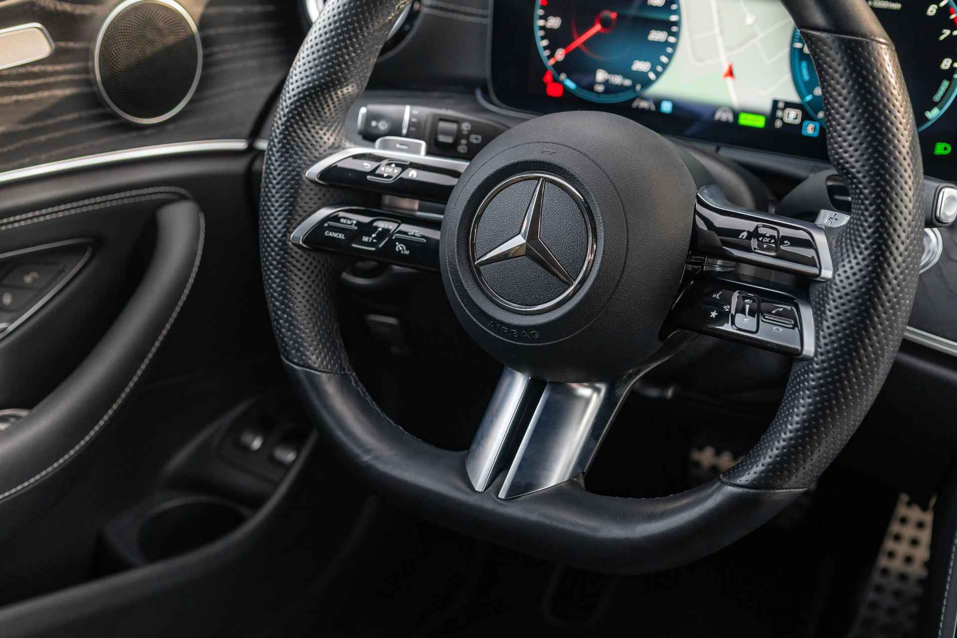 Mercedes-Benz E-klasse 300 e Business Solution AMG *Distronic-Camera-el. Trekhaak - 15/38