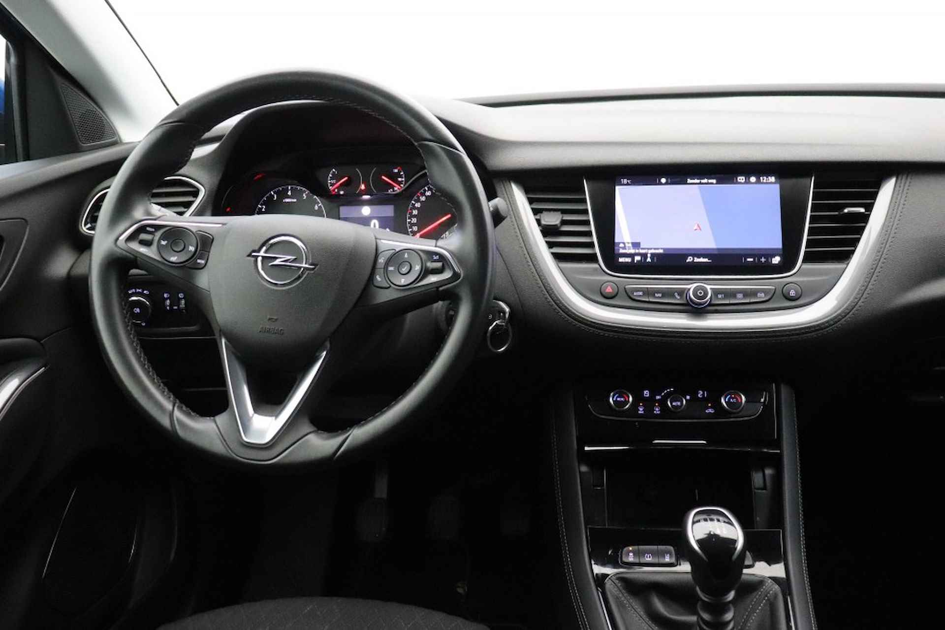 OPEL Grandland X 1.2 Turbo Business + Carplay, Trekhaak, Navi, Clima - 4/31