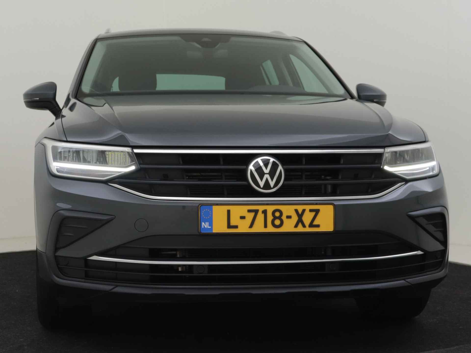 Volkswagen Tiguan Life Business 2.0 TDI 150pk DSG/Automaat | 100% Dealeronderhouden | Trekhaak Elektrisch uitklapbaar | Adaptive cruise control | - 26/45