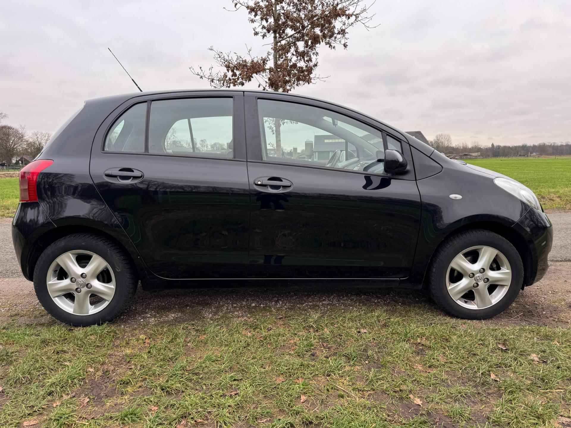 Toyota Yaris 1.3 VVTi Luna met climate control en trekhaak - 4/22