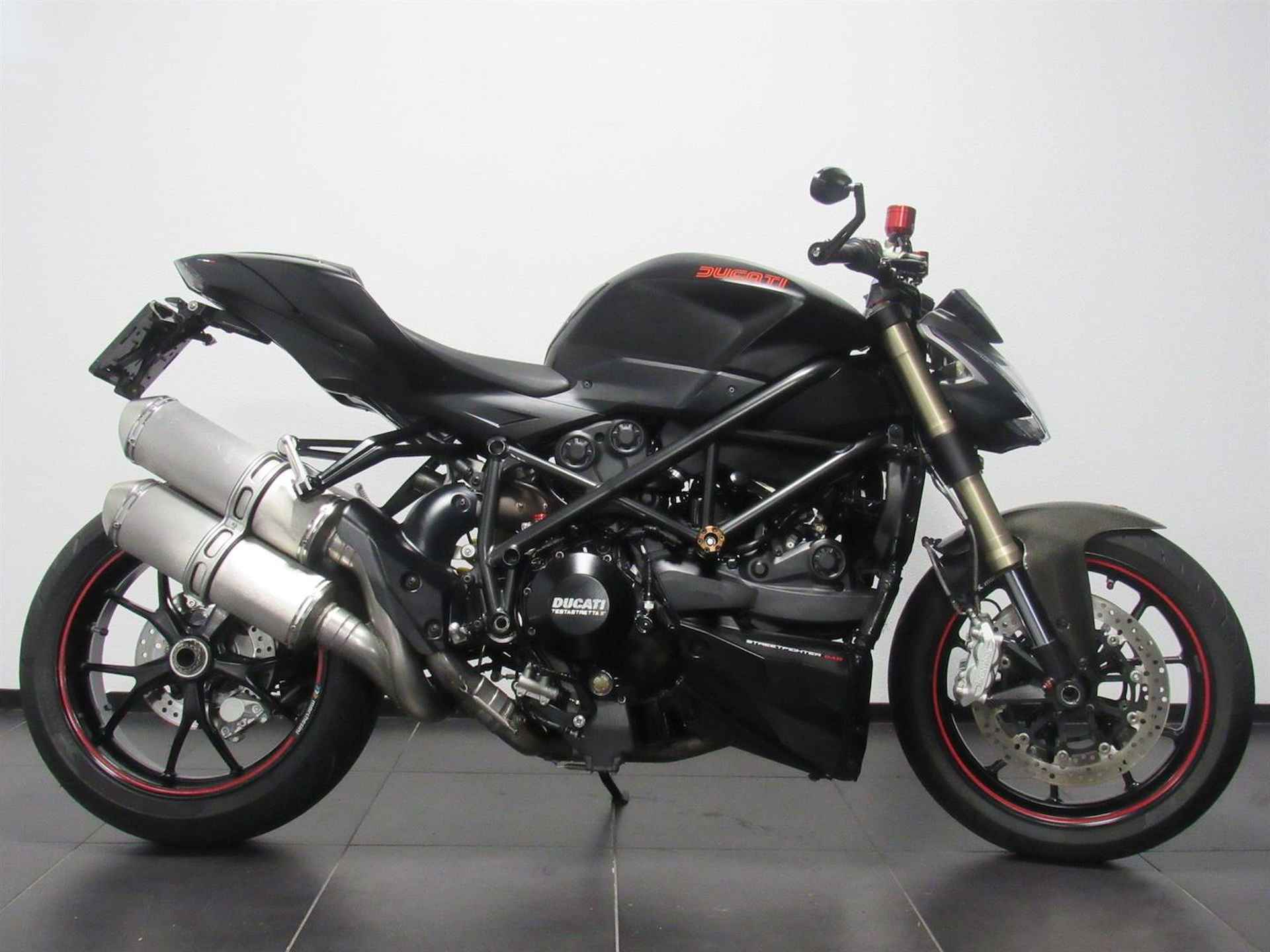 Ducati STREETFIGHTER 848 - 2012 - 1/14