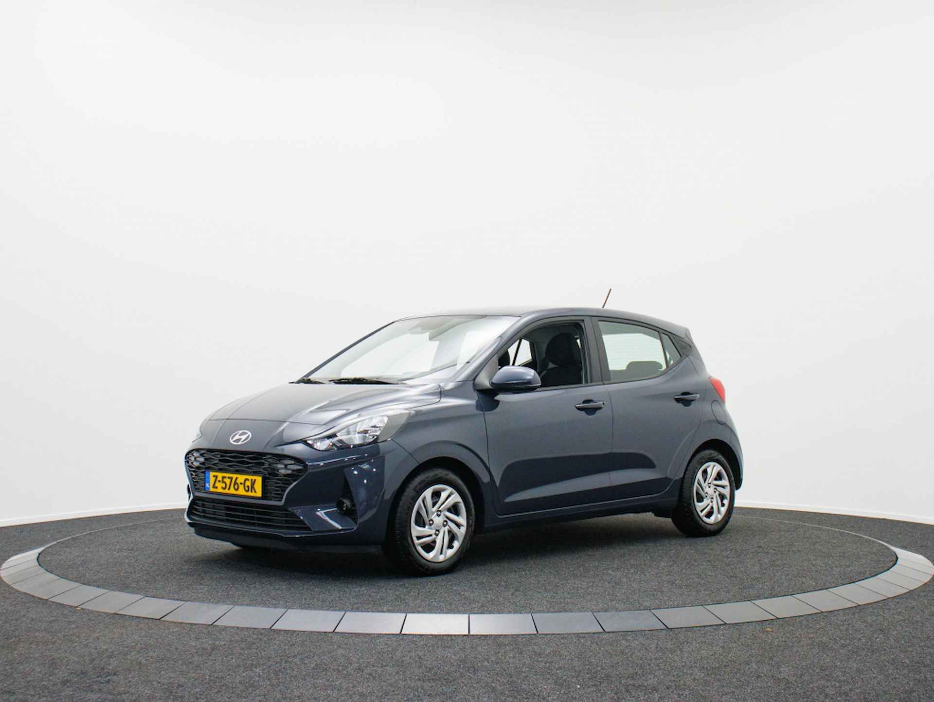 Hyundai i10 1.0 Comfort | Private lease 309 pm | Android Auto - 12/40