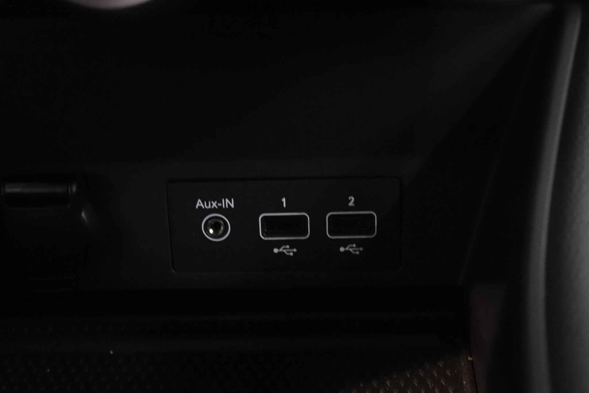 Renault Captur 1.0 TCe 100 Bi-Fuel Intens | Parkeer Camera | Climatronic | AppleCarplay AndroidAuto | Cruise contol | - 26/35