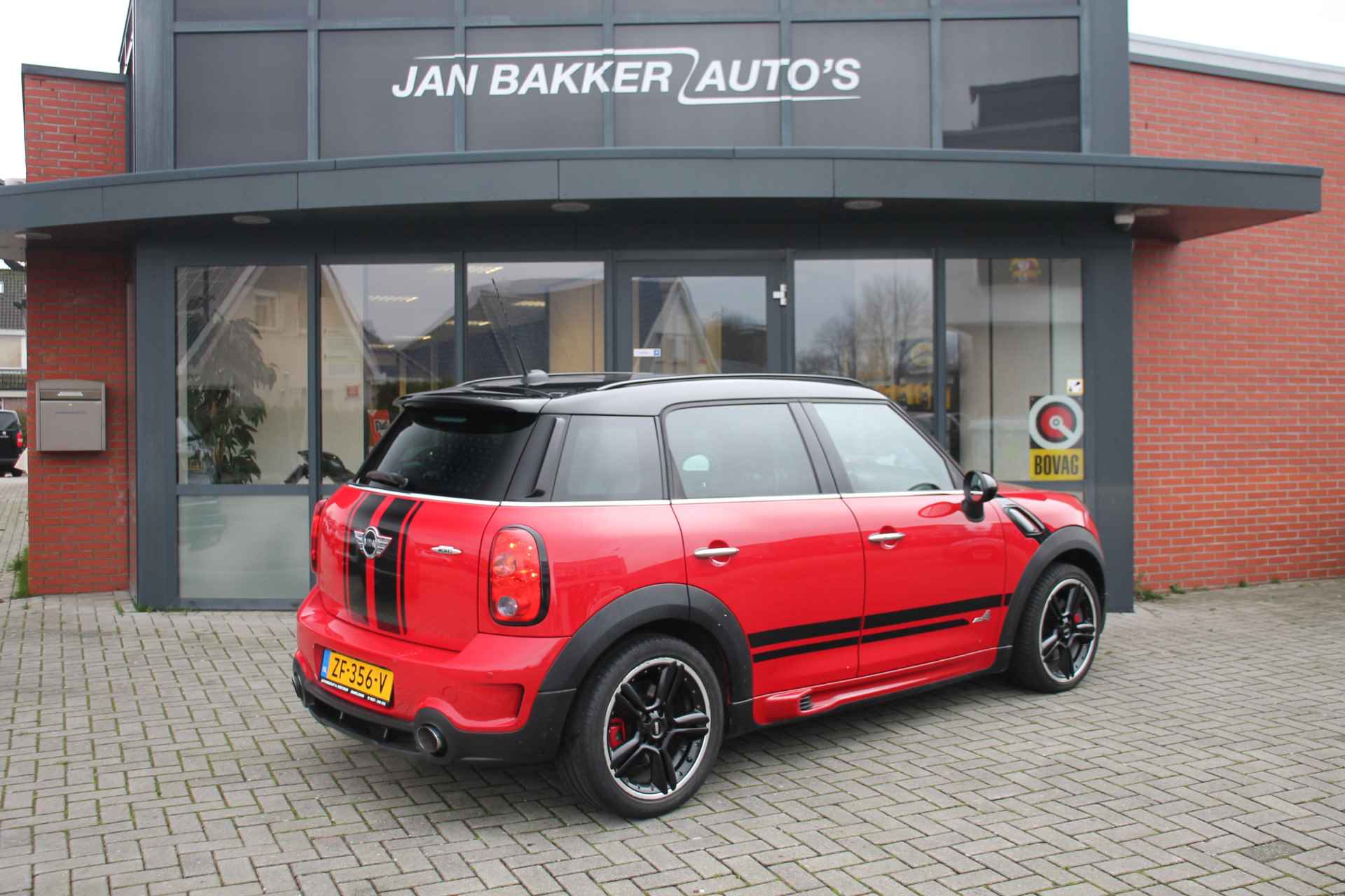 MINI Countryman 1.6 John Cooper Works ALL4 Chili ✅ Panoramadak ✅ Navi ✅ 218PK ✅ jaar garantie - 2/23