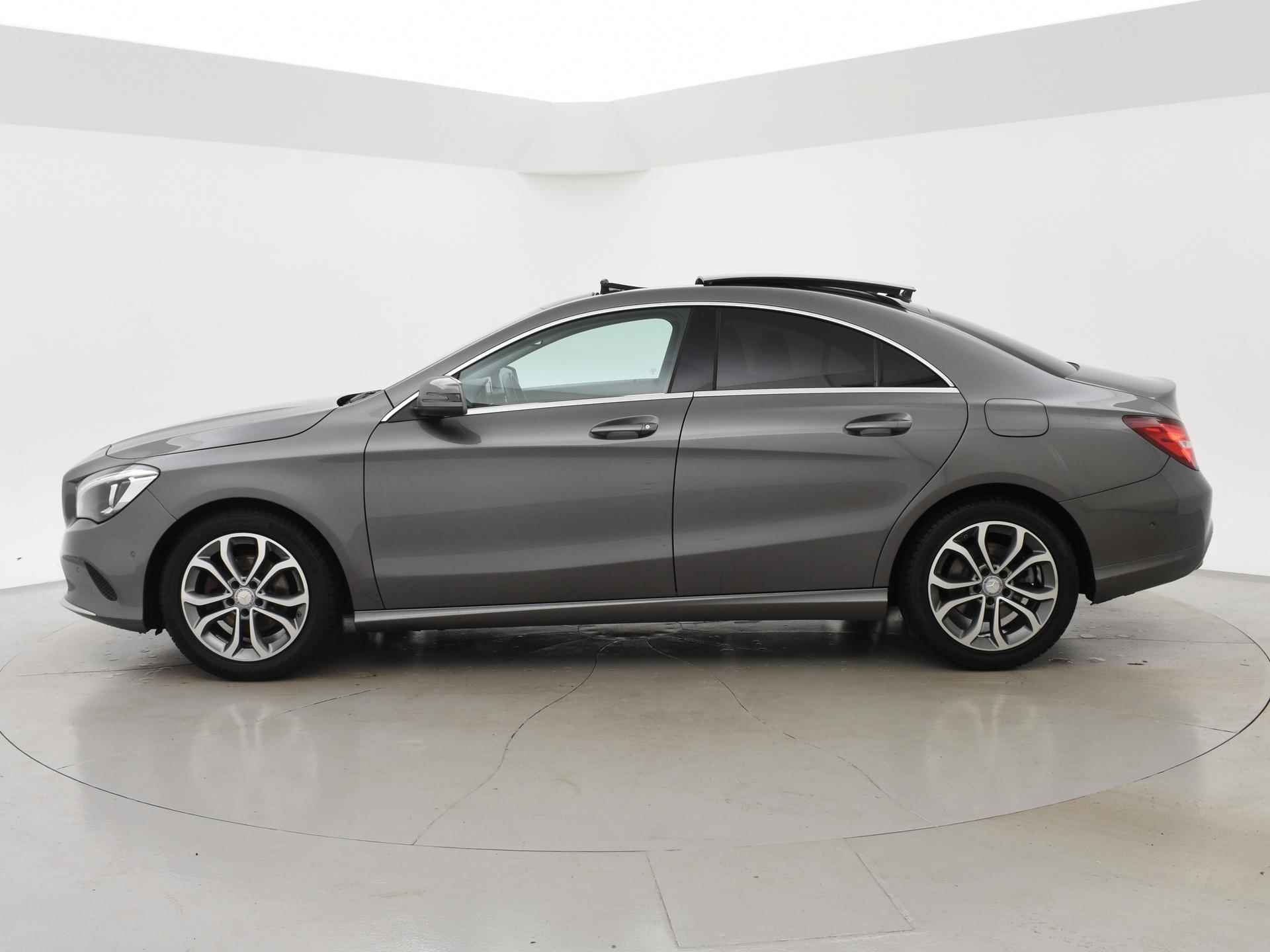 Mercedes-Benz CLA-klasse 180D AMBITION + PANORAMA / LED / NAVIGATIE - 6/37