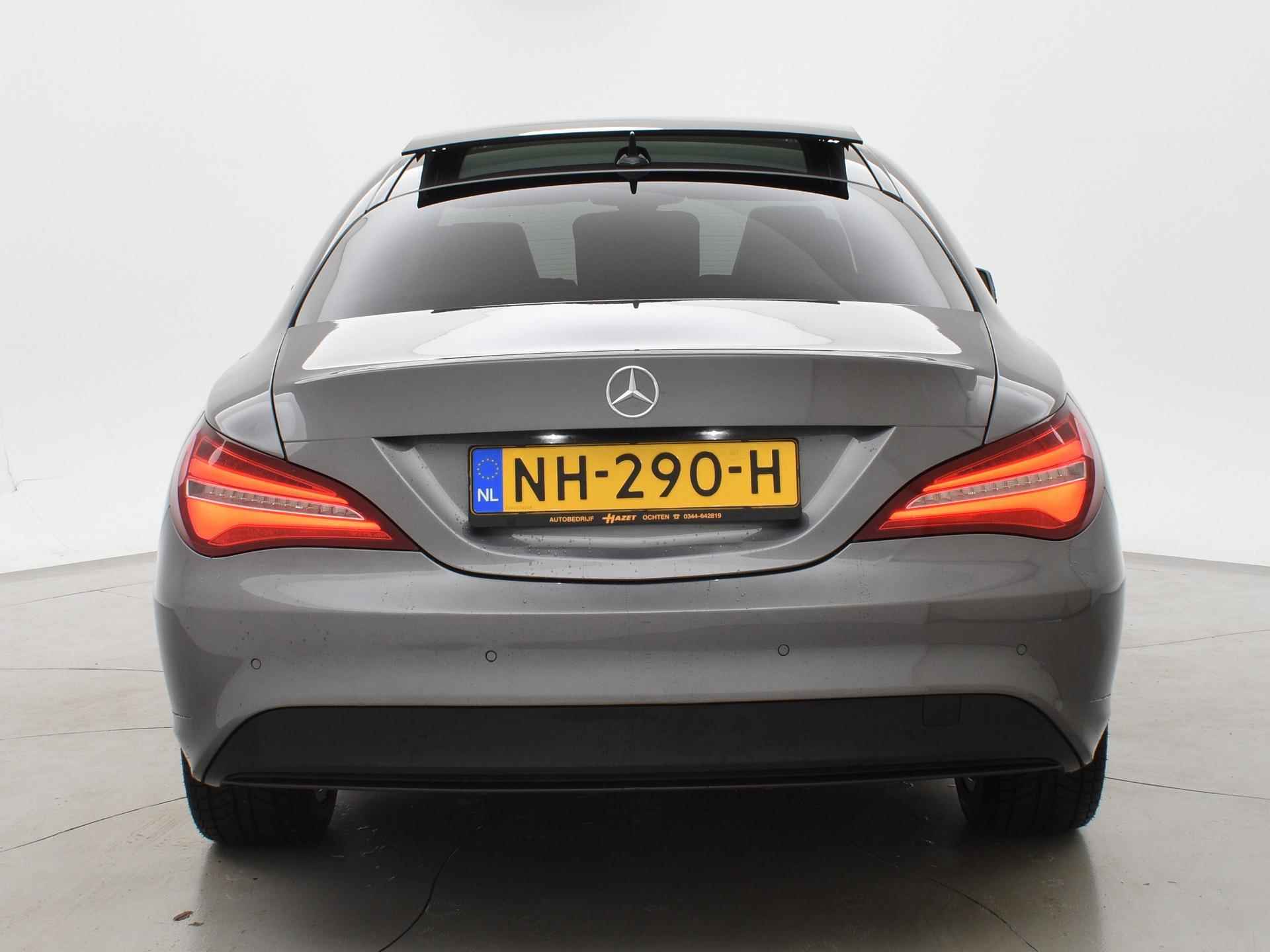 Mercedes-Benz CLA-klasse 180D AMBITION + PANORAMA / LED / NAVIGATIE - 10/37