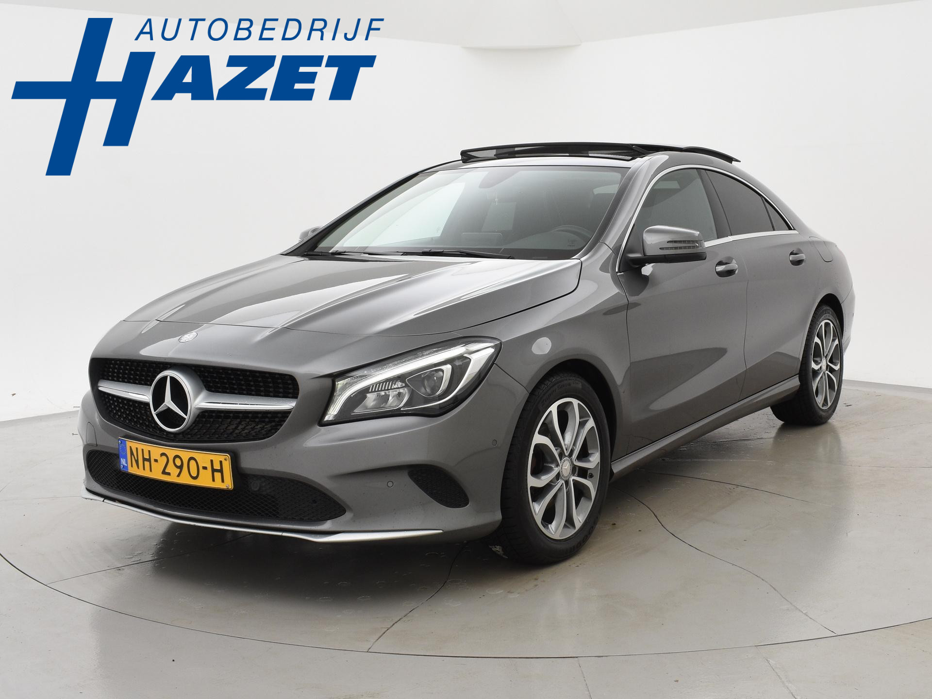 Mercedes-Benz CLA-klasse 180D AMBITION + PANORAMA / LED / NAVIGATIE