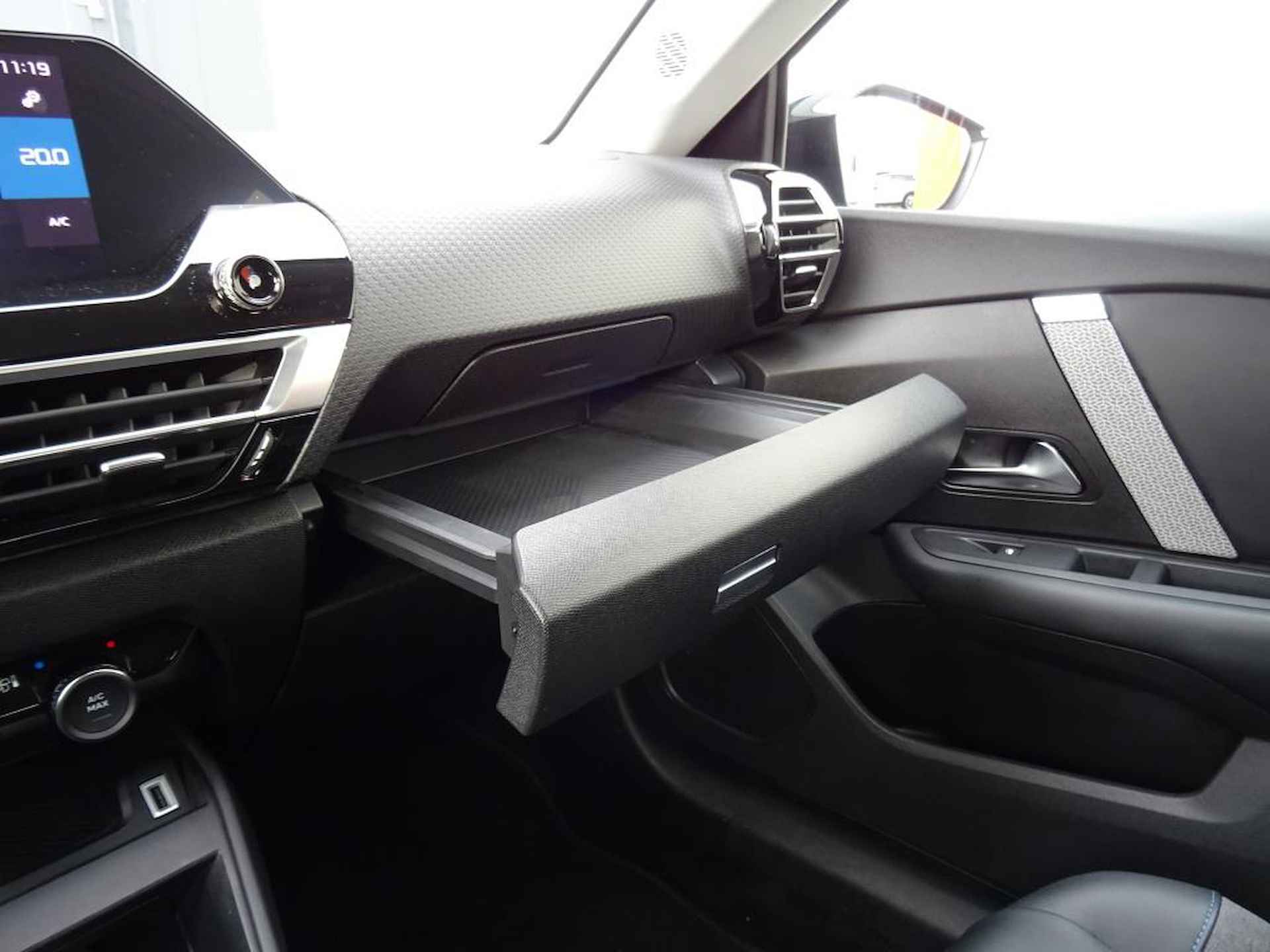 Citroën C4 1.2 PT 130 EAT8 Feel Pack | Navi | Head-Up Display | Apple Carpl - 20/31