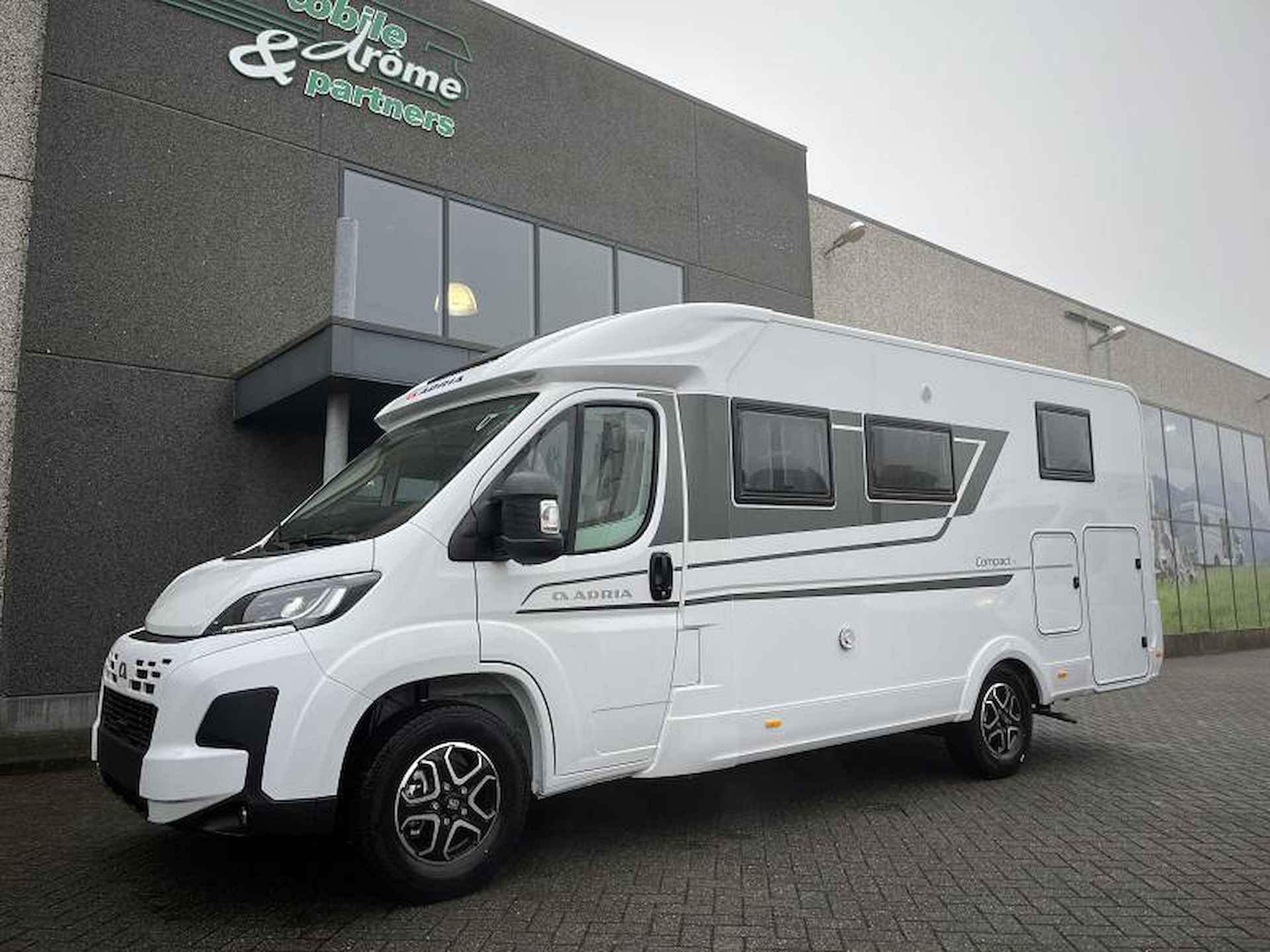 Adria Compact DL  Nieuw 2025 Automaat - 5/7