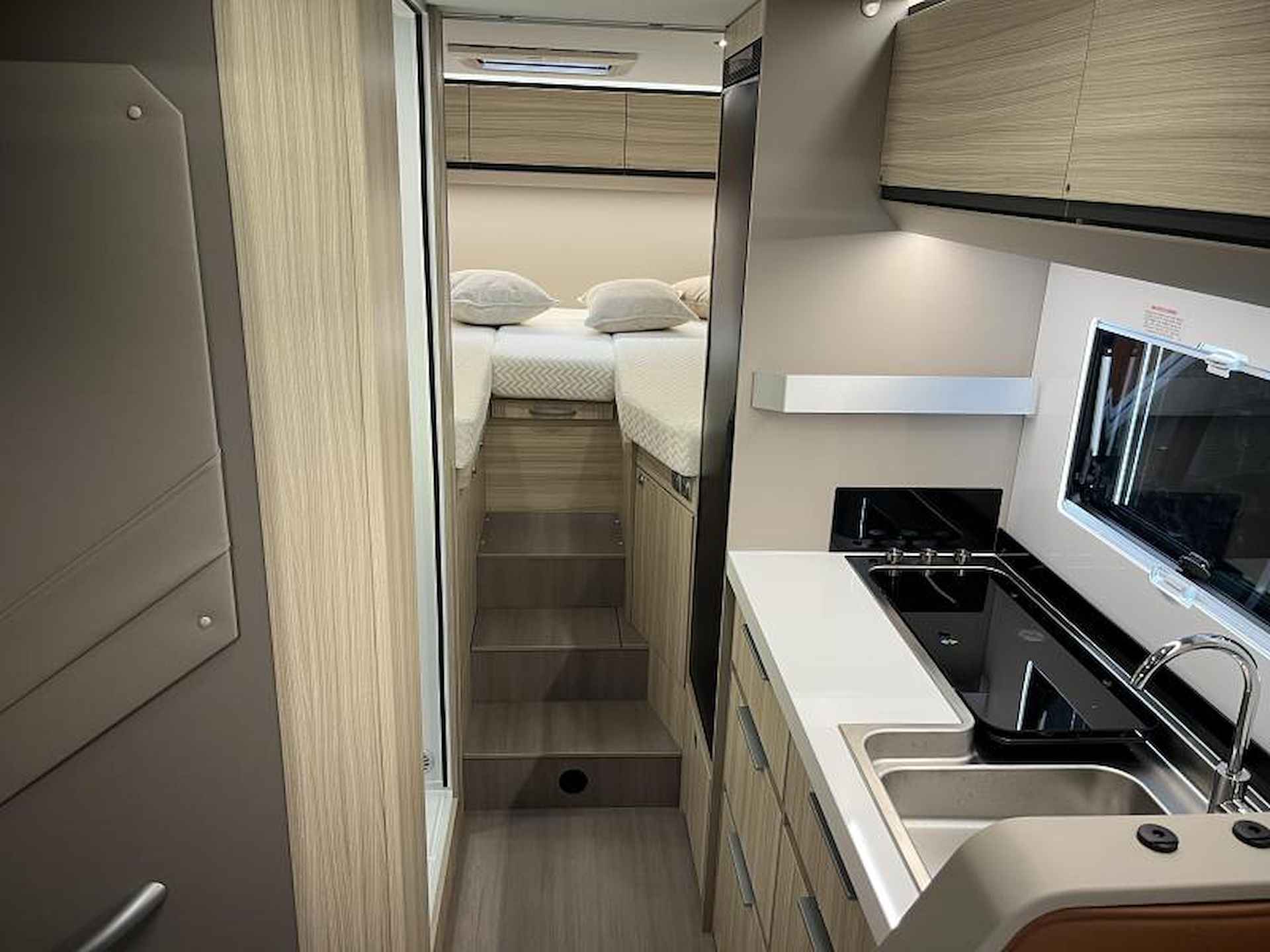 Adria Compact DL  Nieuw 2025 Automaat - 14/21