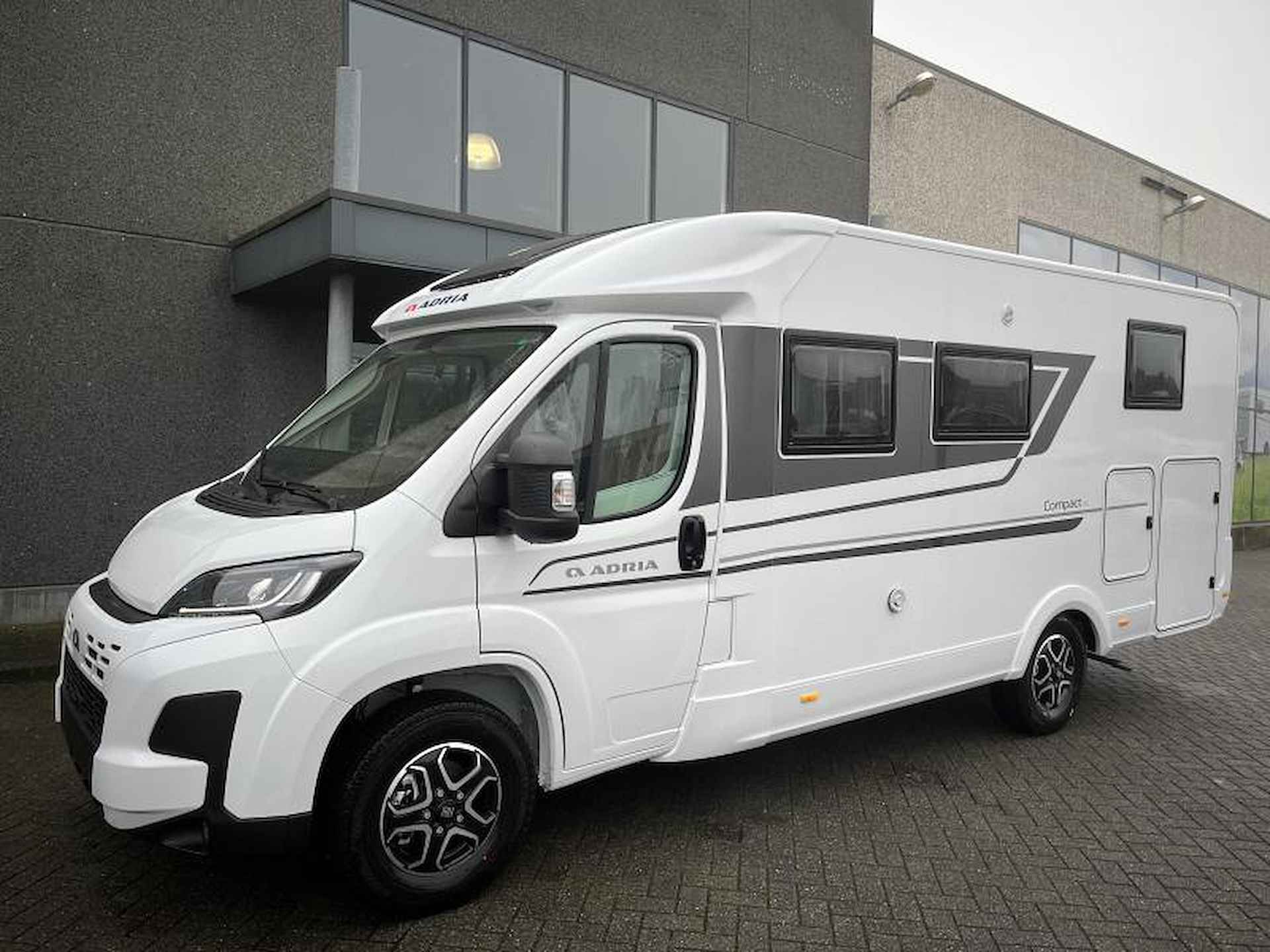 Adria Compact DL  Nieuw 2025 Automaat - 3/21