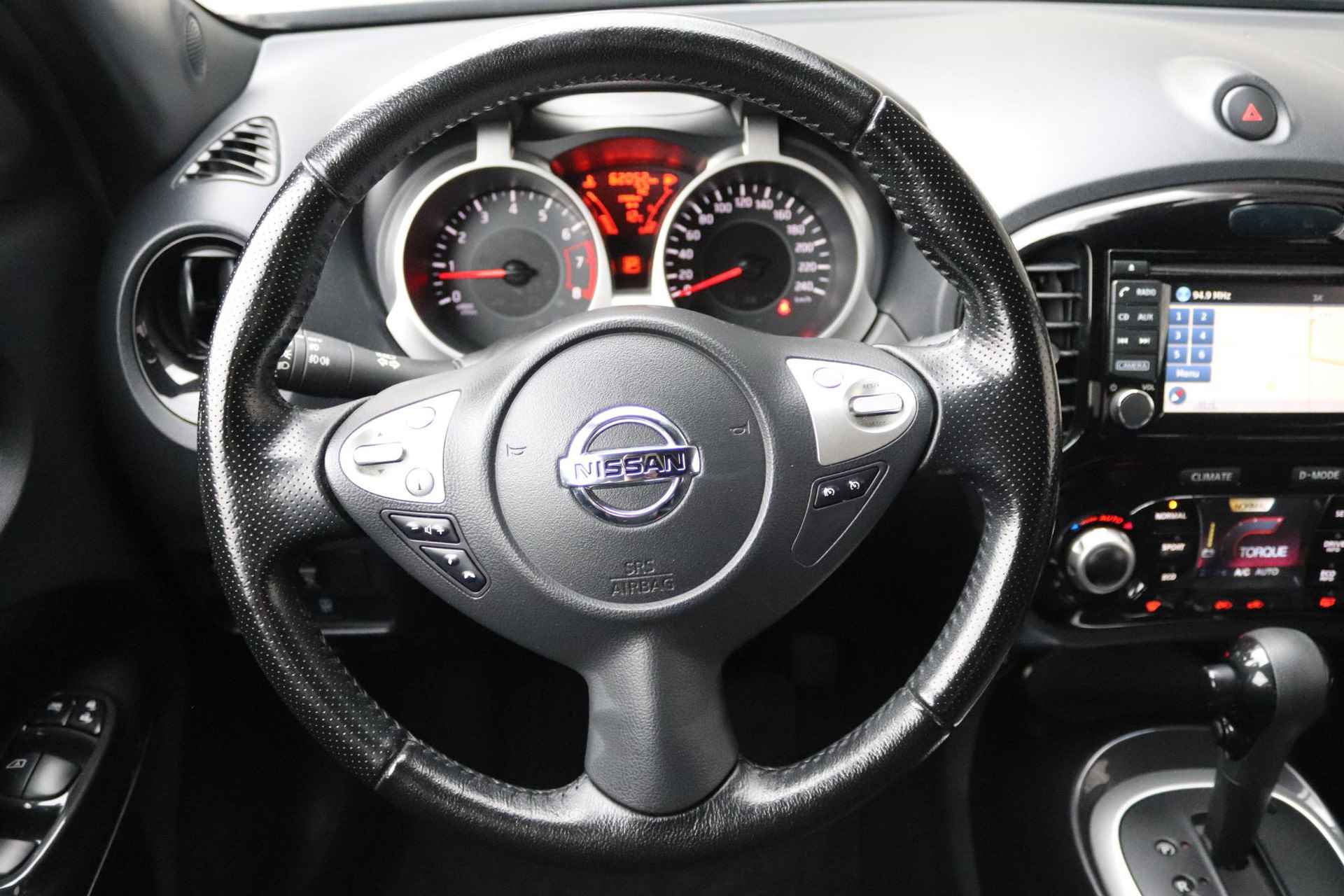 Nissan Juke 1.6 CVT N-Connecta | Achteruitrijcamera | Trekhaak | Navigatie - 29/33