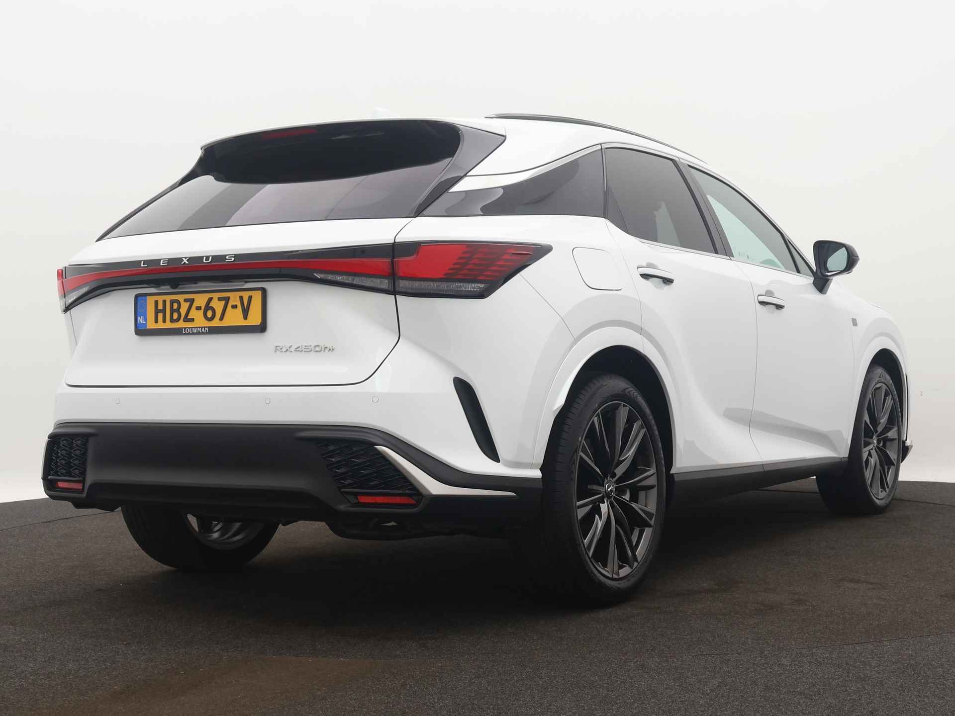 Lexus RX 450h+ Plug-in Hybrid F Sport Design | Panoramadak | Voorstoelen verwarmd | Stuurwiel verwarmd | - 3/51