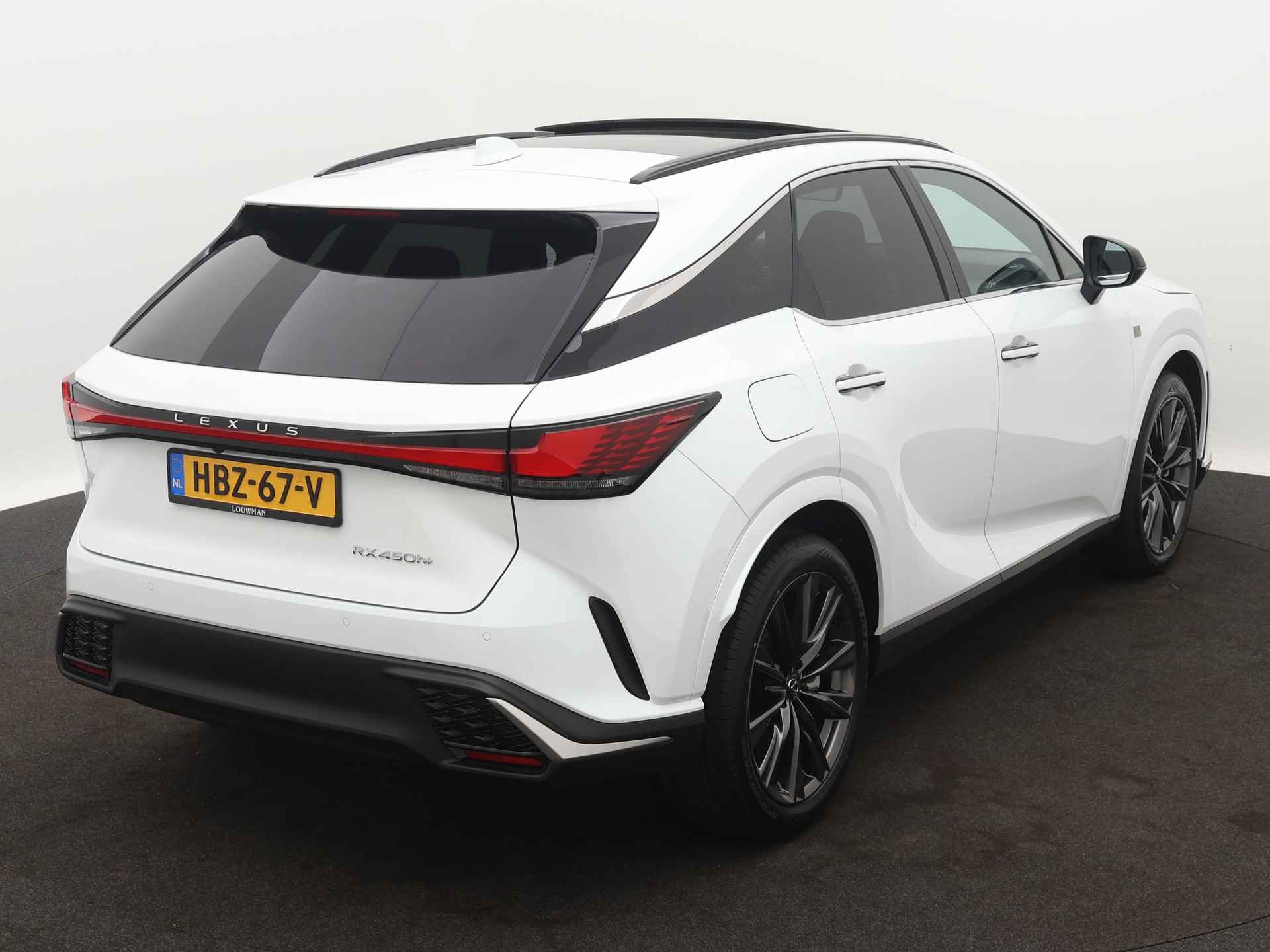 Lexus RX 450h+ Plug-in Hybrid F Sport Design | Panoramadak | Voorstoelen verwarmd | Stuurwiel verwarmd | - 18/51