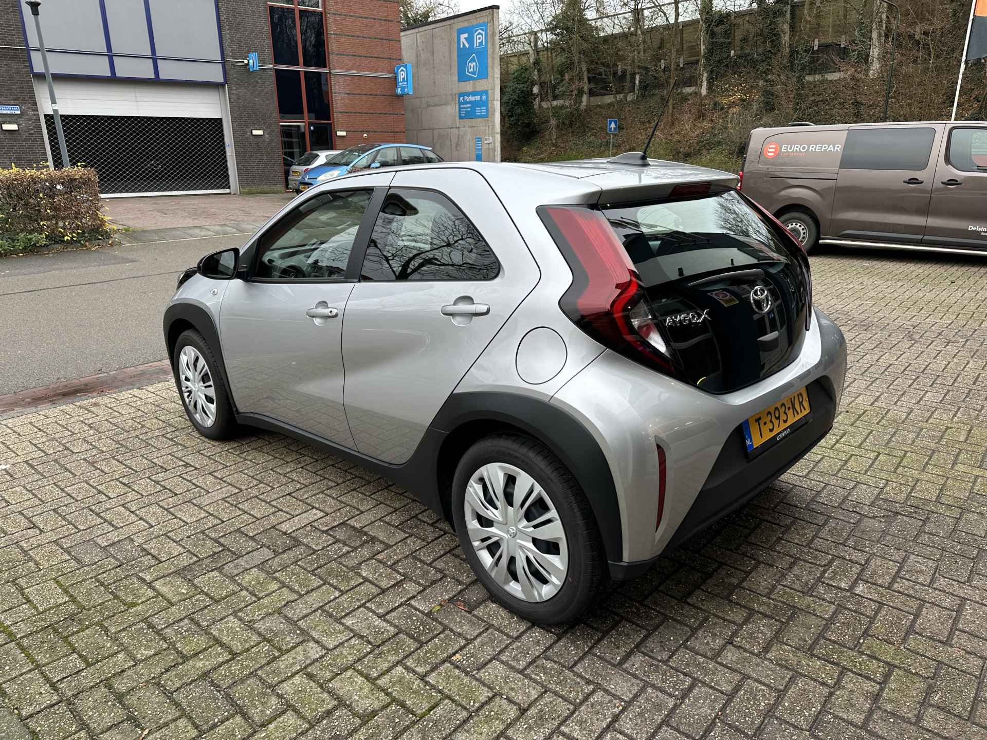 Toyota Aygo X 1.0 VVT-i MT Play All-in prijs Airco/Camera/Cruise/Android auto/Apple carplay - 3/24