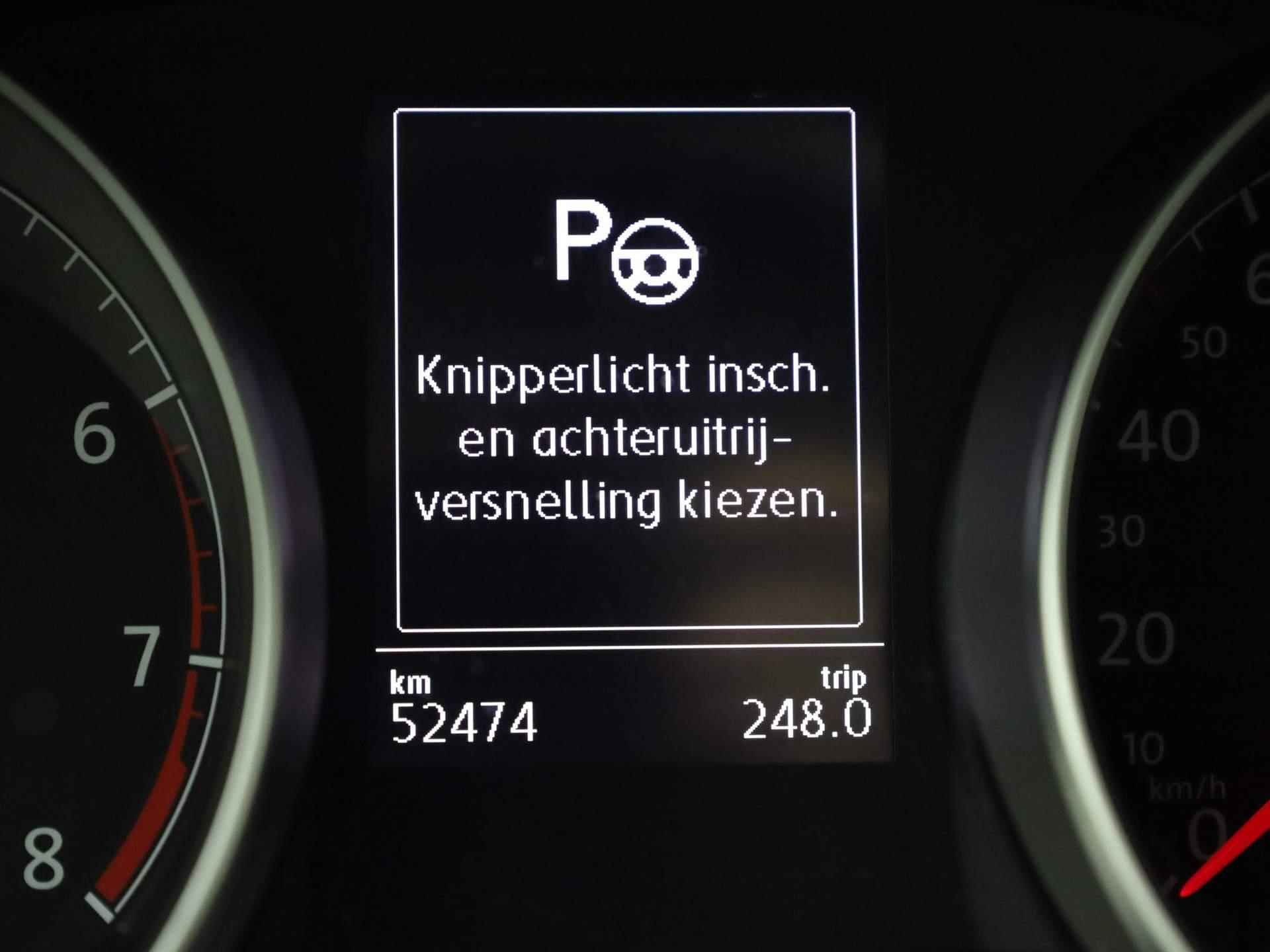 Volkswagen Golf Sportsvan 1.0TSI/110PK Join DSG · Navigatie · Parkeersensoren · Stoel-/stuurverwarming - 8/34