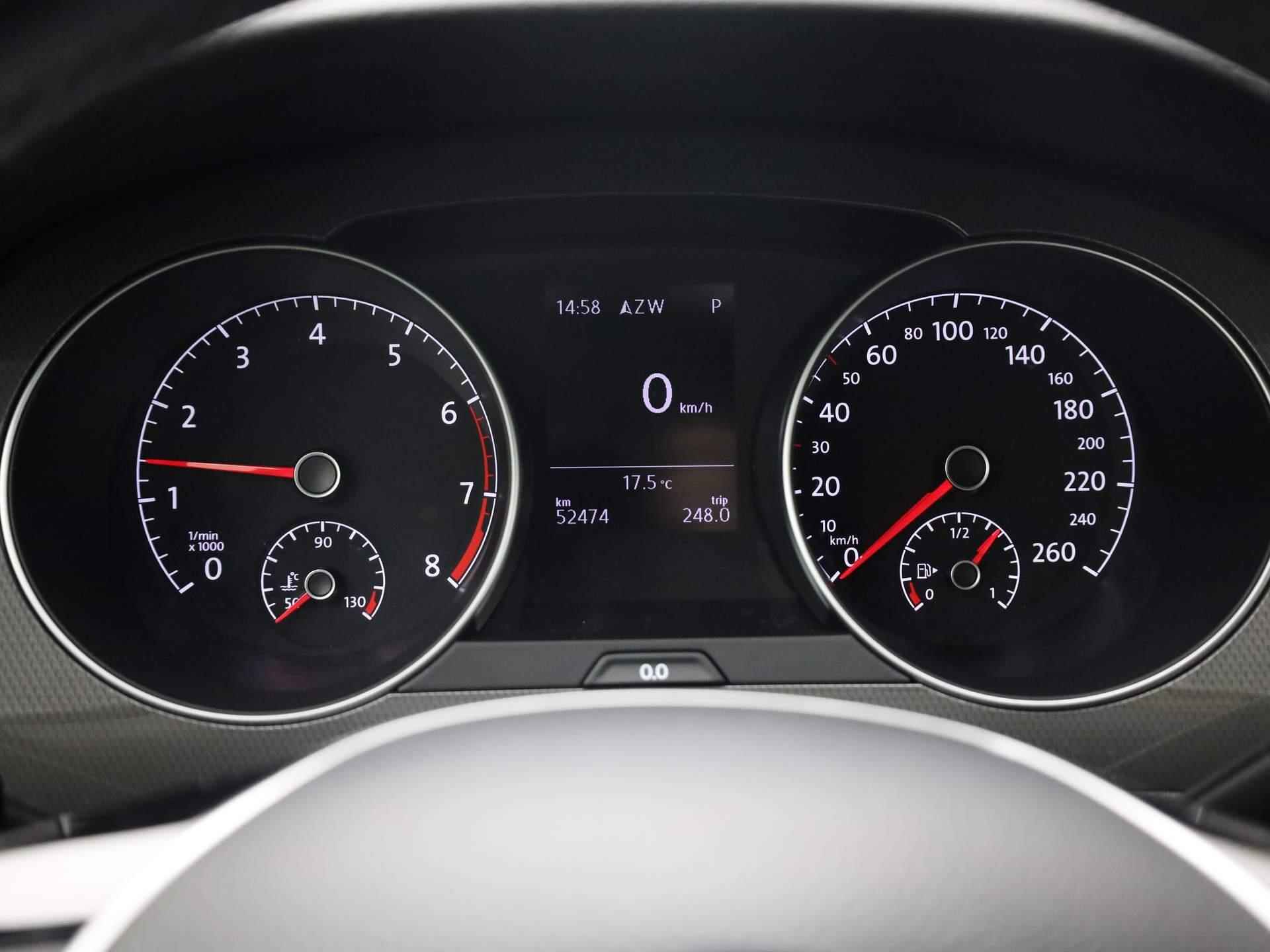 Volkswagen Golf Sportsvan 1.0TSI/110PK Join DSG · Navigatie · Parkeersensoren · Stoel-/stuurverwarming - 11/34
