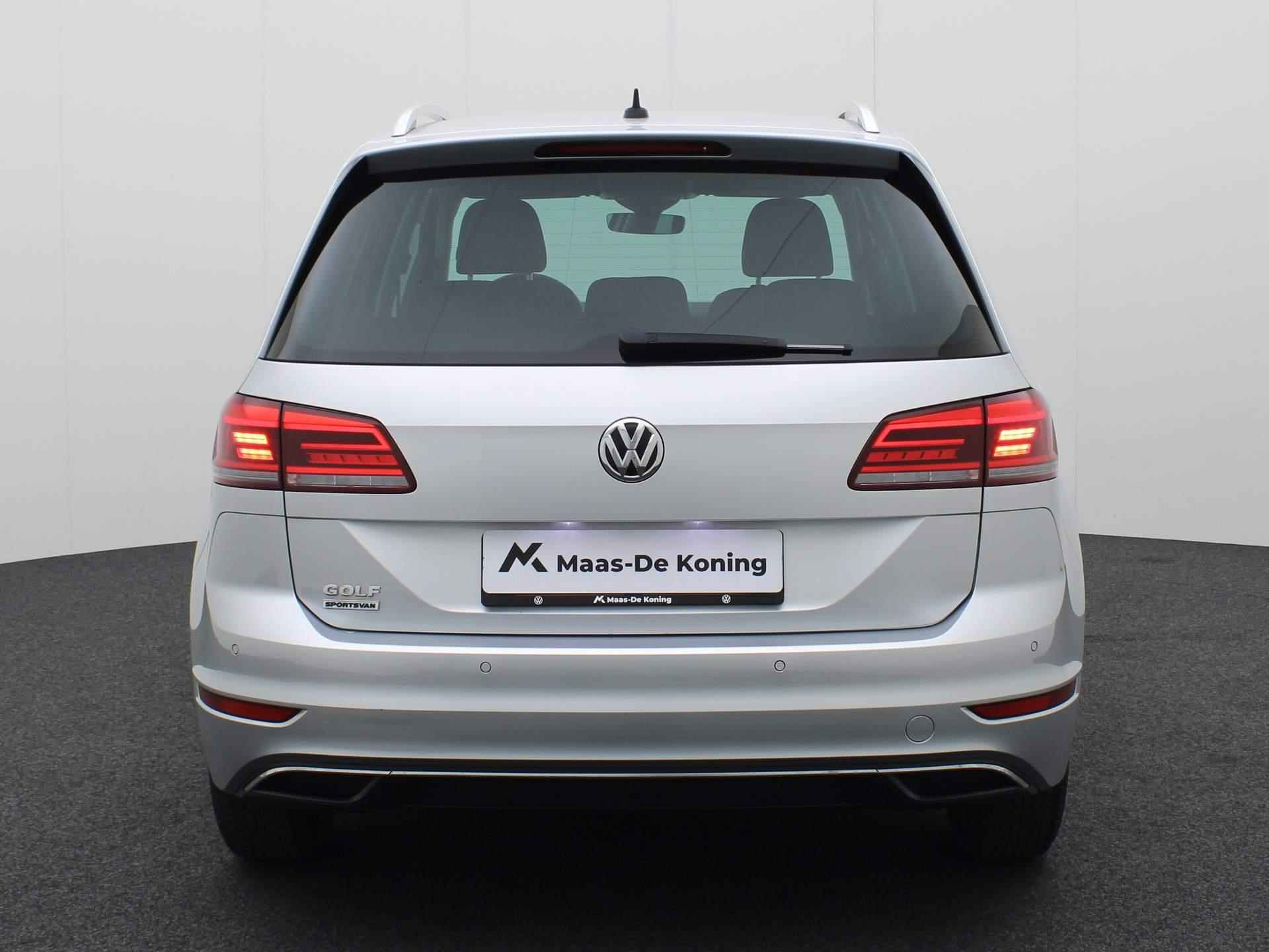 Volkswagen Golf Sportsvan 1.0TSI/110PK Join DSG · Navigatie · Parkeersensoren · Stoel-/stuurverwarming - 28/34