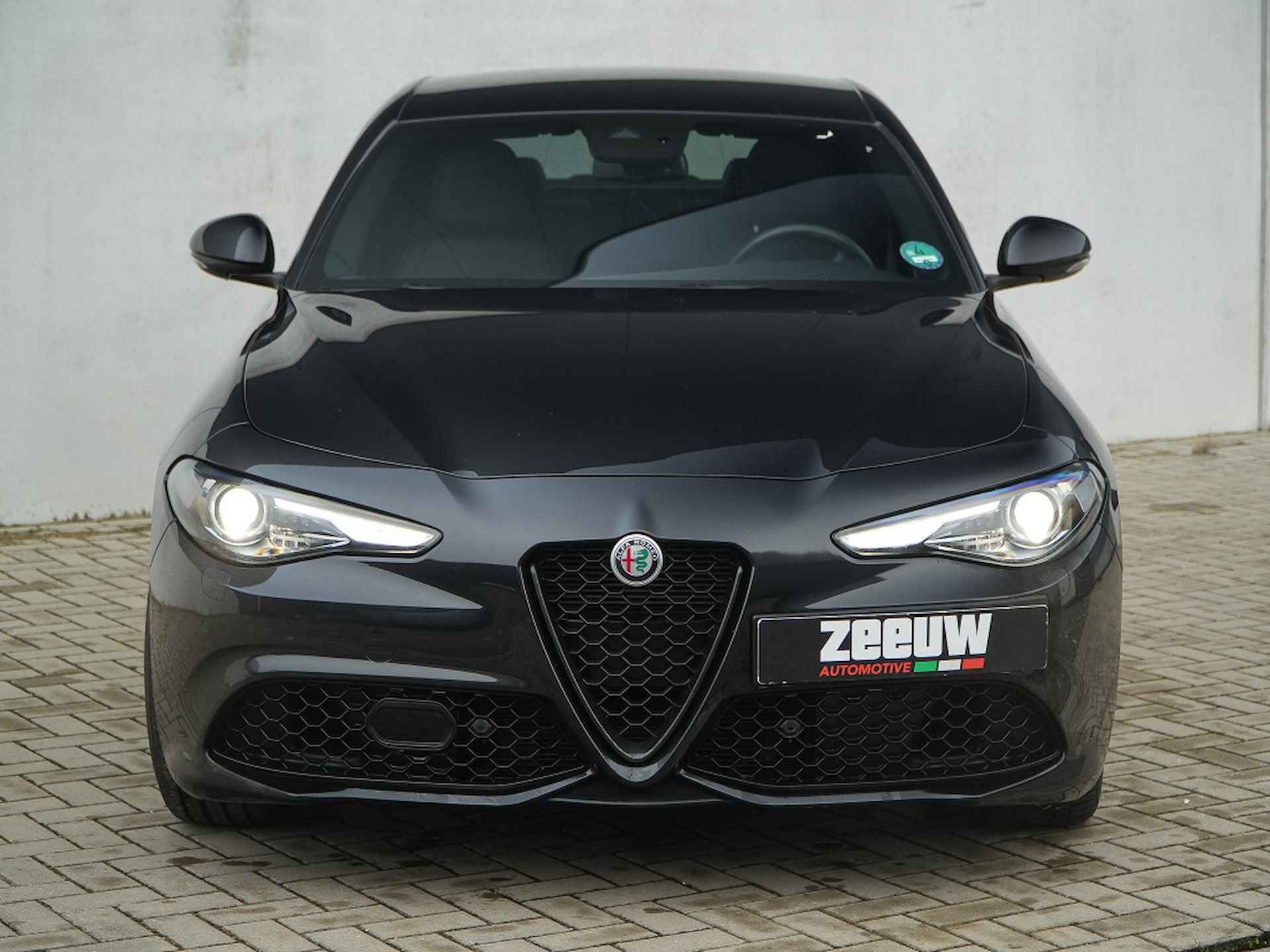 Alfa Romeo Giulia  2.0 Turbo 280 PK AWD Veloce | Navi | Carplay | Driver | BTW | 19 - 6/44