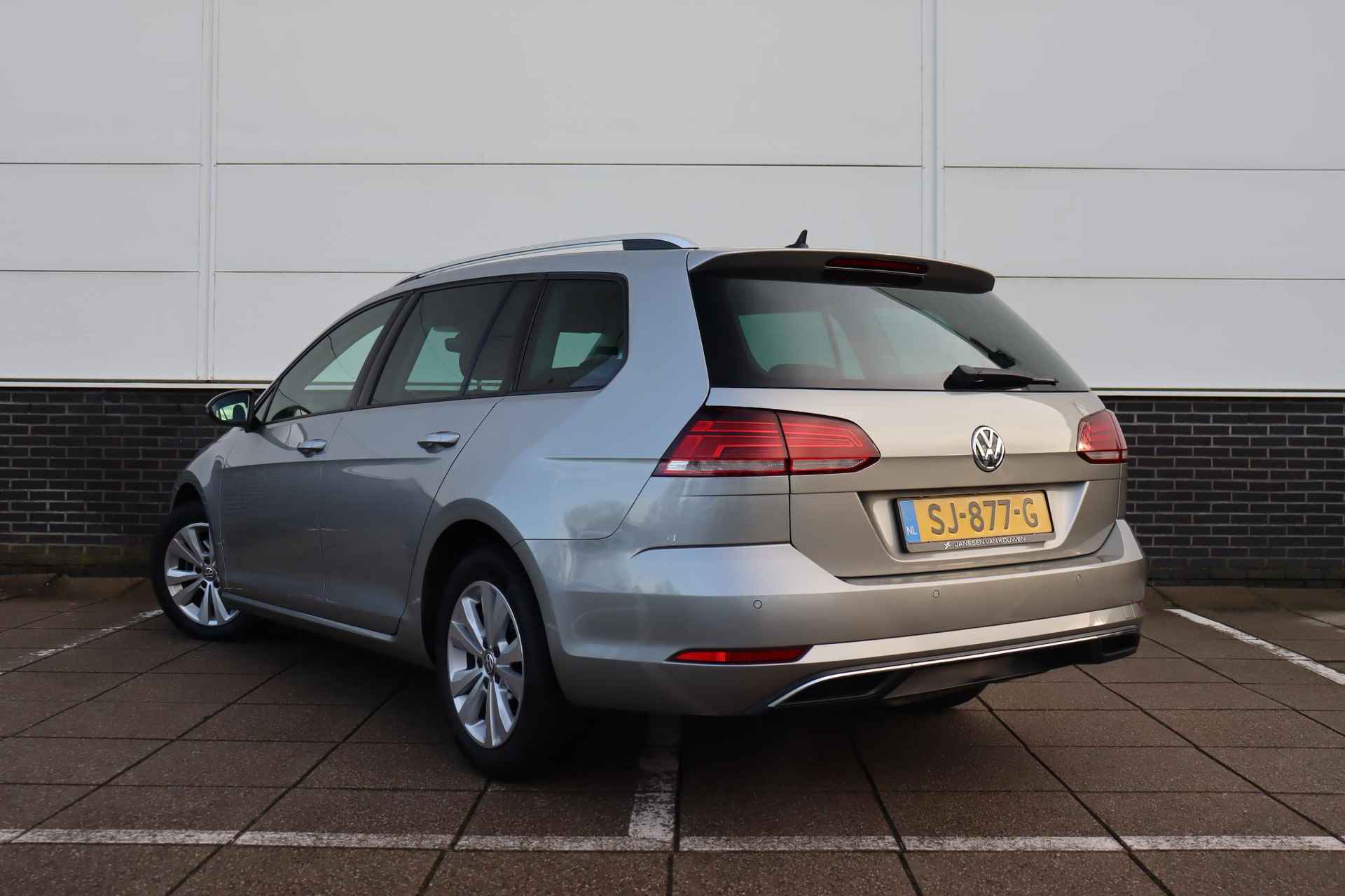 Volkswagen Golf Variant 1.0 TSI Comfortline Business * Clima * Camera * Apple Carplay * - 6/44