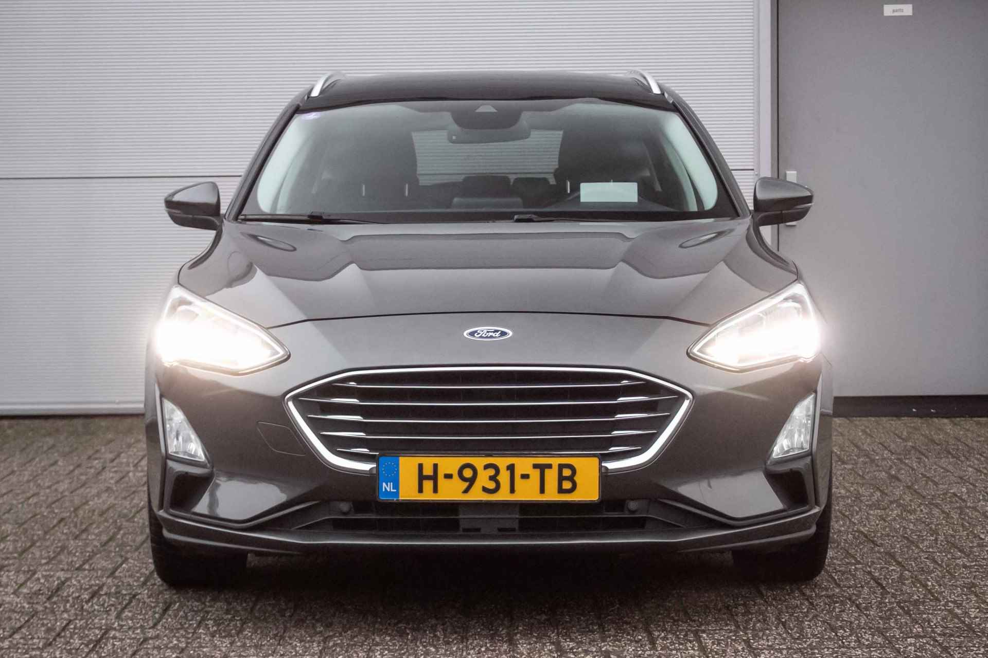 Ford FOCUS Wagon 1.5 EcoBoost Titanium Business All-in rijklaarprijs | Schuif/-kanteldak | Winterpack | Trekhaak | All-seasonband - 10/44