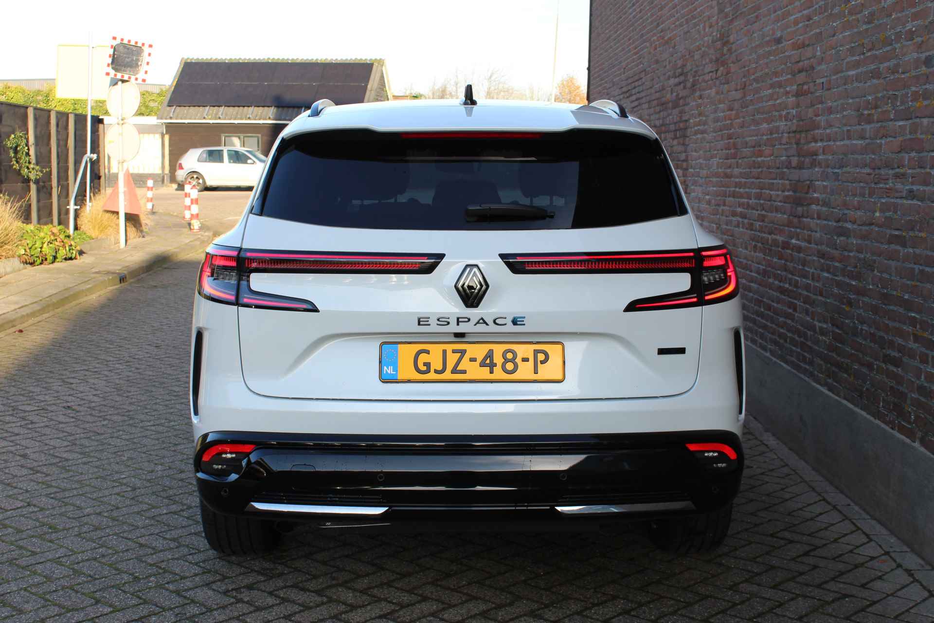 Renault Espace E-Tech Hybrid 200 esprit Alpine 7p. - pack solid / Harman kardon / pack around view camera / pack advanced driving assist / Glazen dak - 6/11