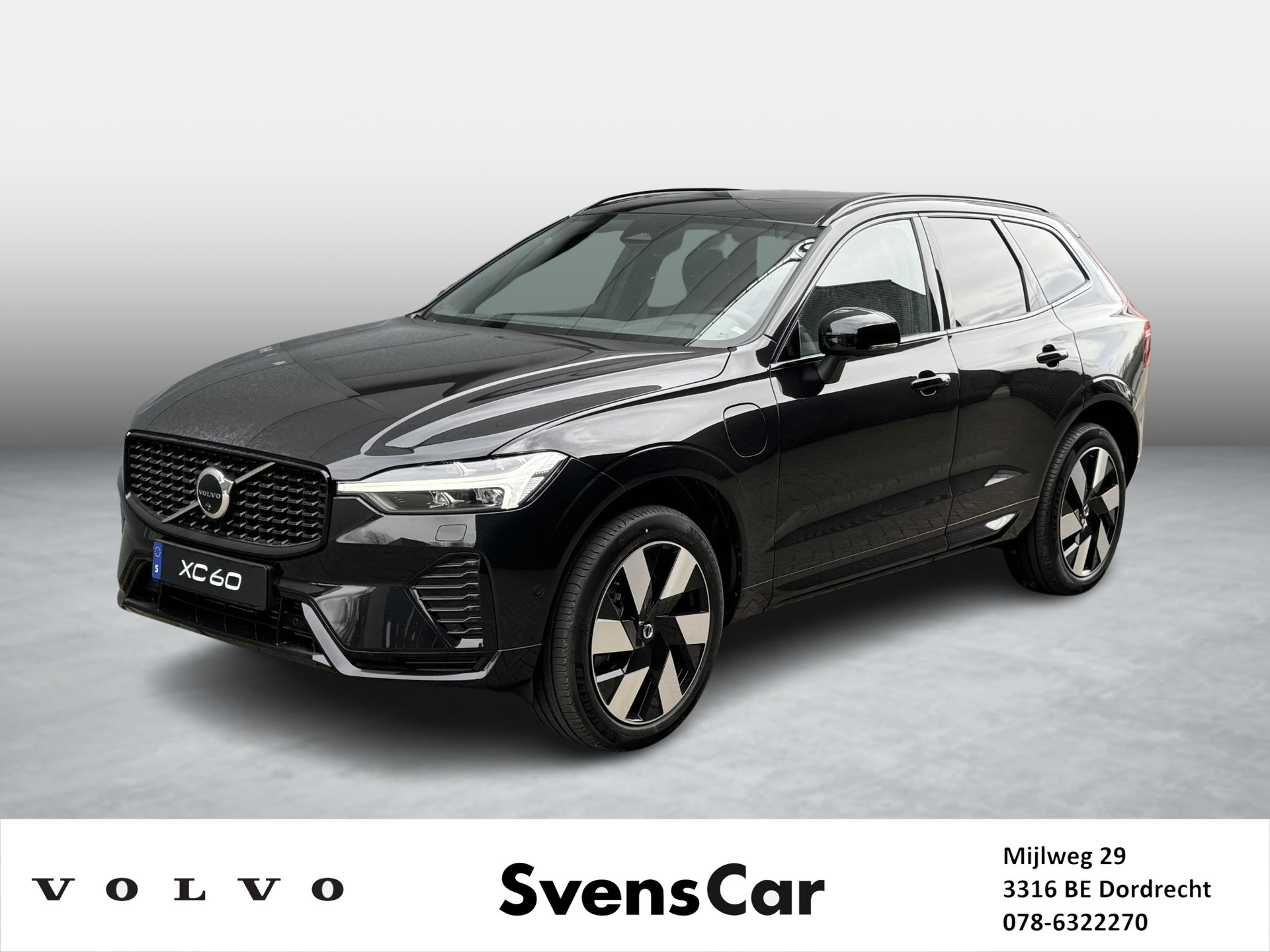 Volvo XC60 2.0 Recharge T6 AWD Plus Dark | Luchtvering | Harman/Kardon | Stoelverwarming | Trekhaak |