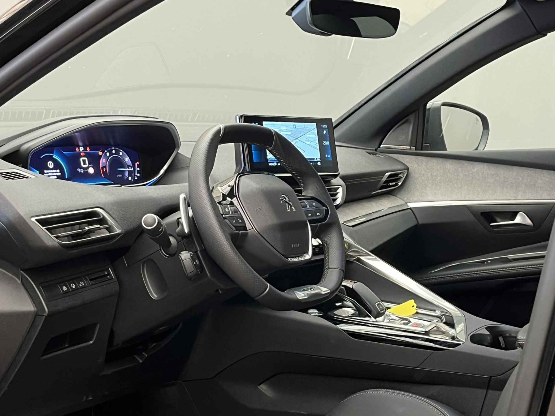 Peugeot 5008 1.6 180PK GT | Black Pack Business | Pano-dak | Adaptive C. | Trekhaak | 360 CAM St.verwarming | Climate | Cruise | Navi Navi | Dode hoek detectie | 19" LMV | Privacy Glass | - 4/32