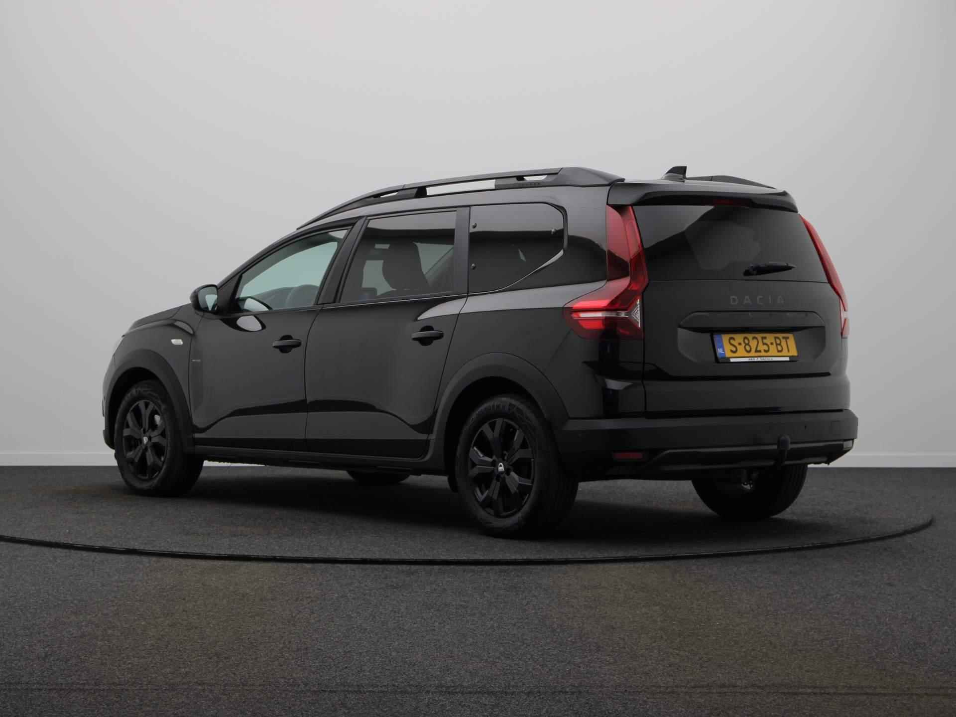 Dacia Jogger TCe 100pk Bi-Fuel Extreme 7p. | Pack Extreme | Trekhaak |Apple Carplay / Android Auto | Stoelverwarming | Dodehoekdetectie | Achteruitrijcamera | - 2/51