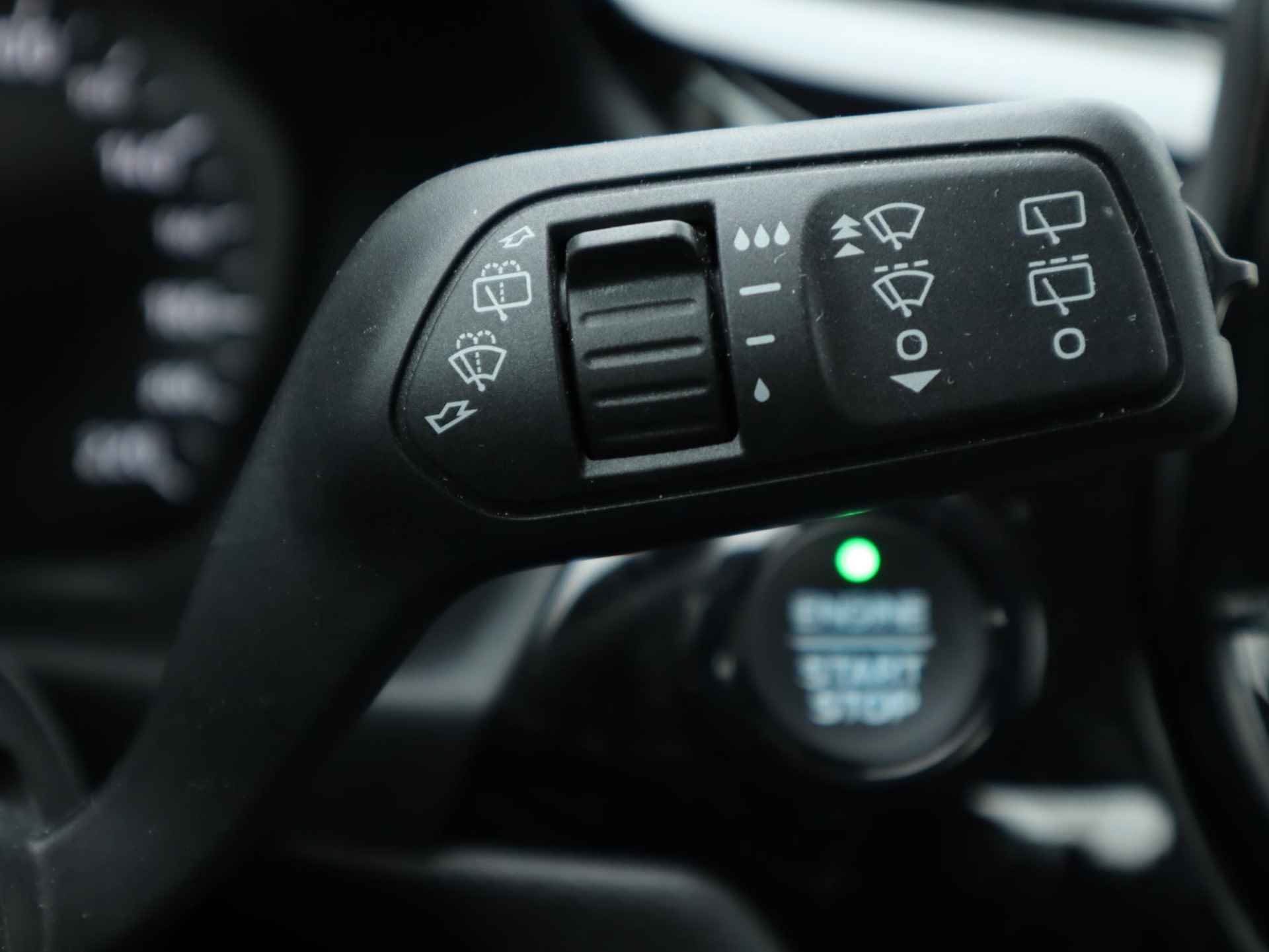 Ford Fiesta 1.0 EcoBoost Titanium 100PK | Camera | Navigatie | Parkeersensoren | Climate Control | Cruise Control | Apple CarPlay / Android Auto - 20/37