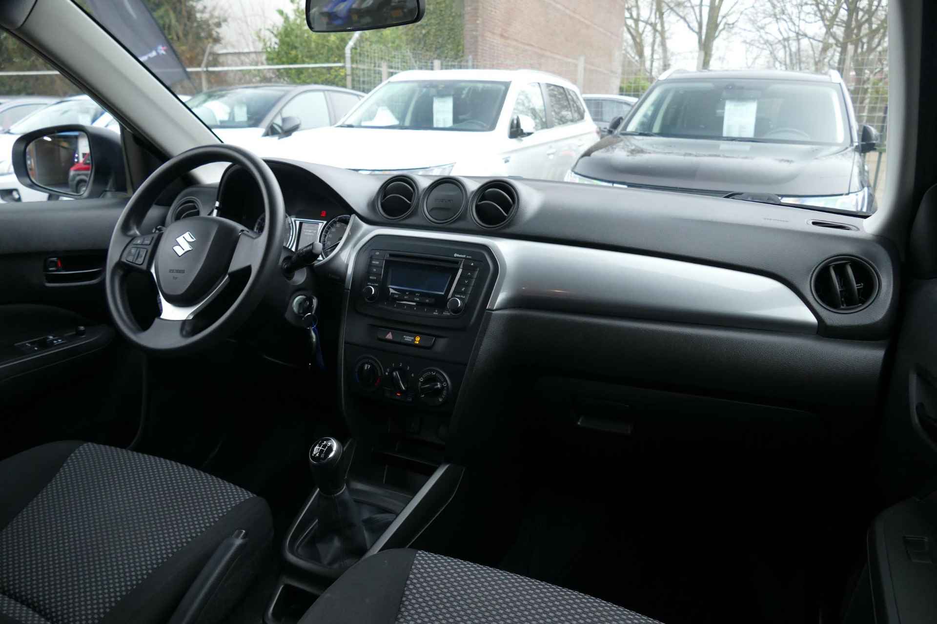 Suzuki Vitara 1.6 Comfort | RIJKLAARPRIJS | - 8/26