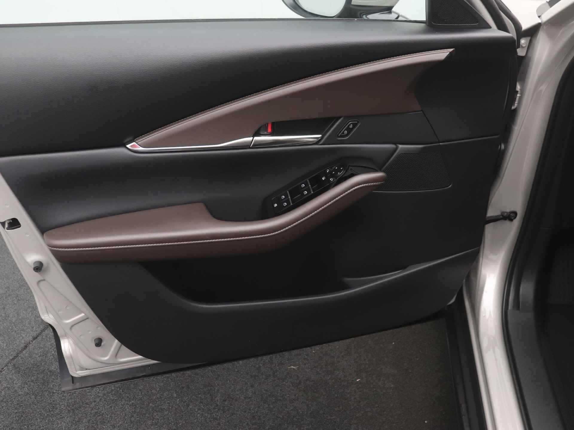 Mazda CX-30 2.0 e-SkyActiv-G Exclusive-line automaat met Black Comfort Pack | demo voordeel - 12/46