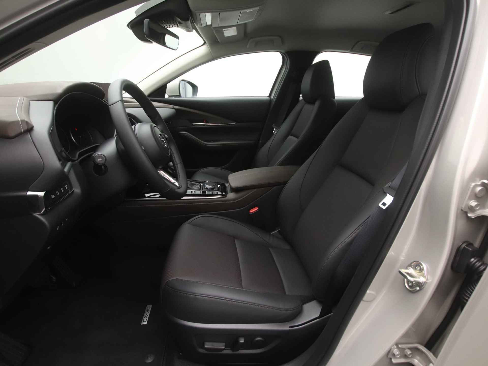 Mazda CX-30 2.0 e-SkyActiv-G Exclusive-line automaat met Black Comfort Pack | demo voordeel - 13/46
