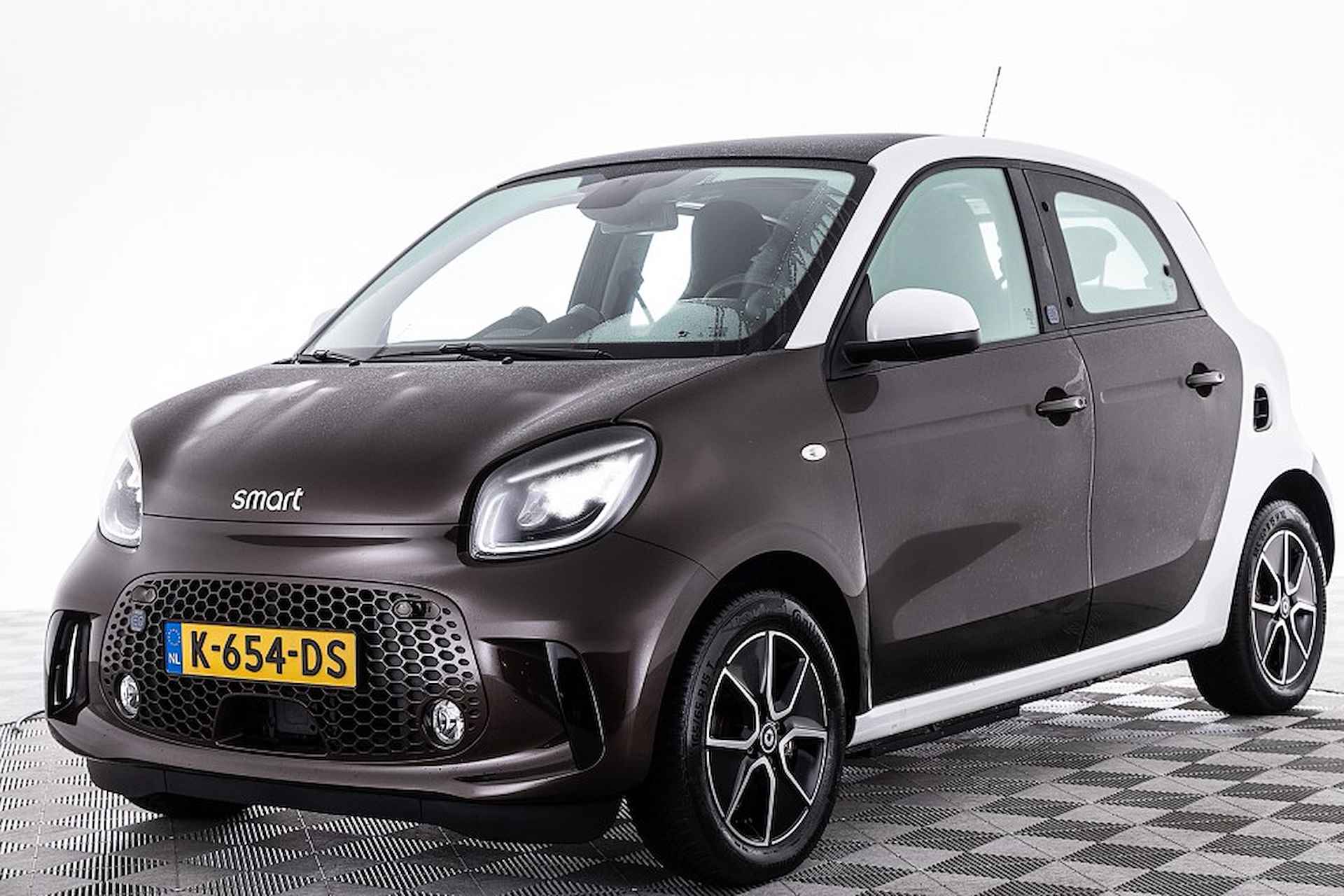 Smart Forfour EQ Comfort PLUS 18 kWh | PANORAMADAK ✅ 1e Eigenaar . - 24/29