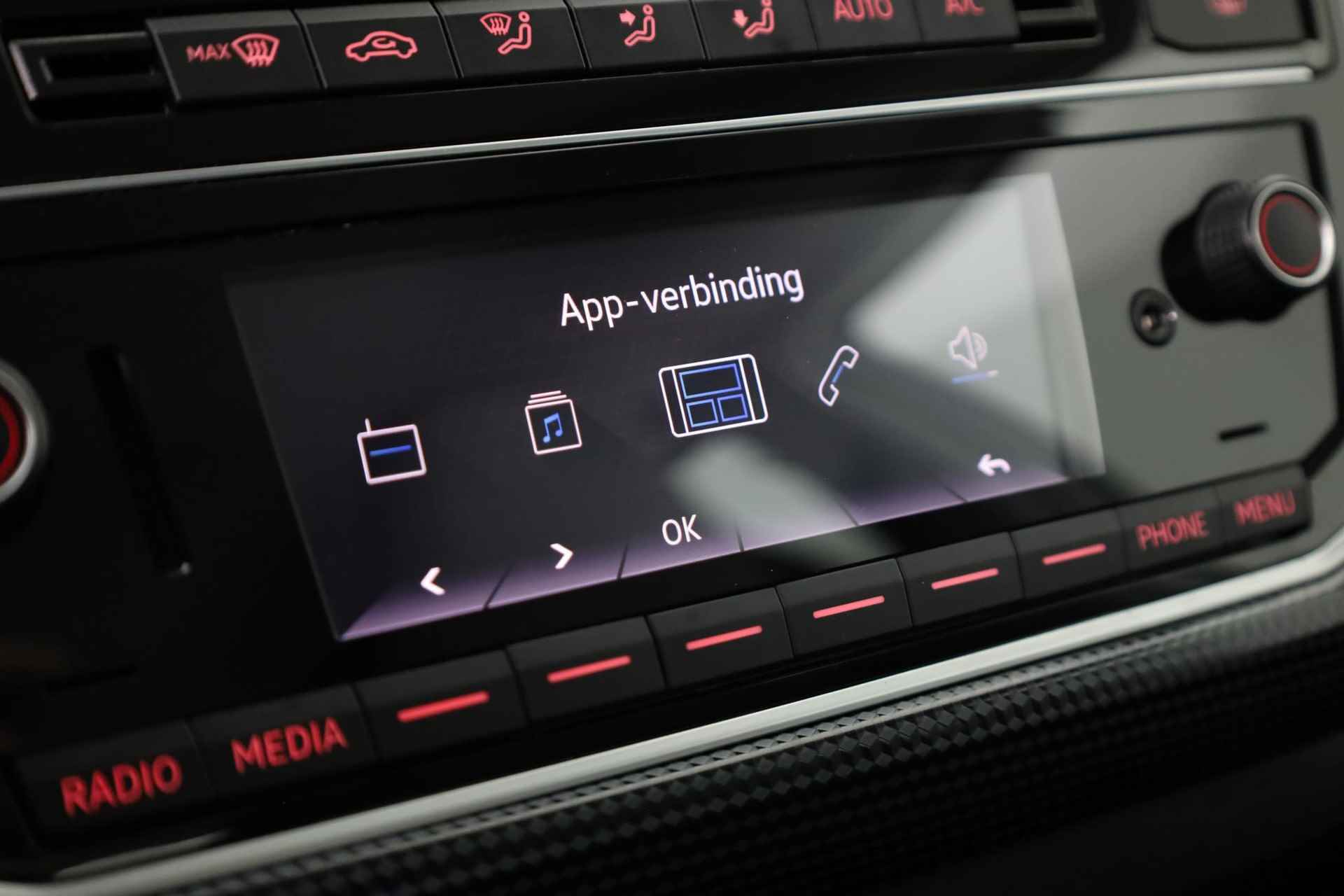 Volkswagen Up! 1.0 65PK | Camera | Navigatie via Apple CarPlay / Android Auto  | DAB | Lane assist - 9/33