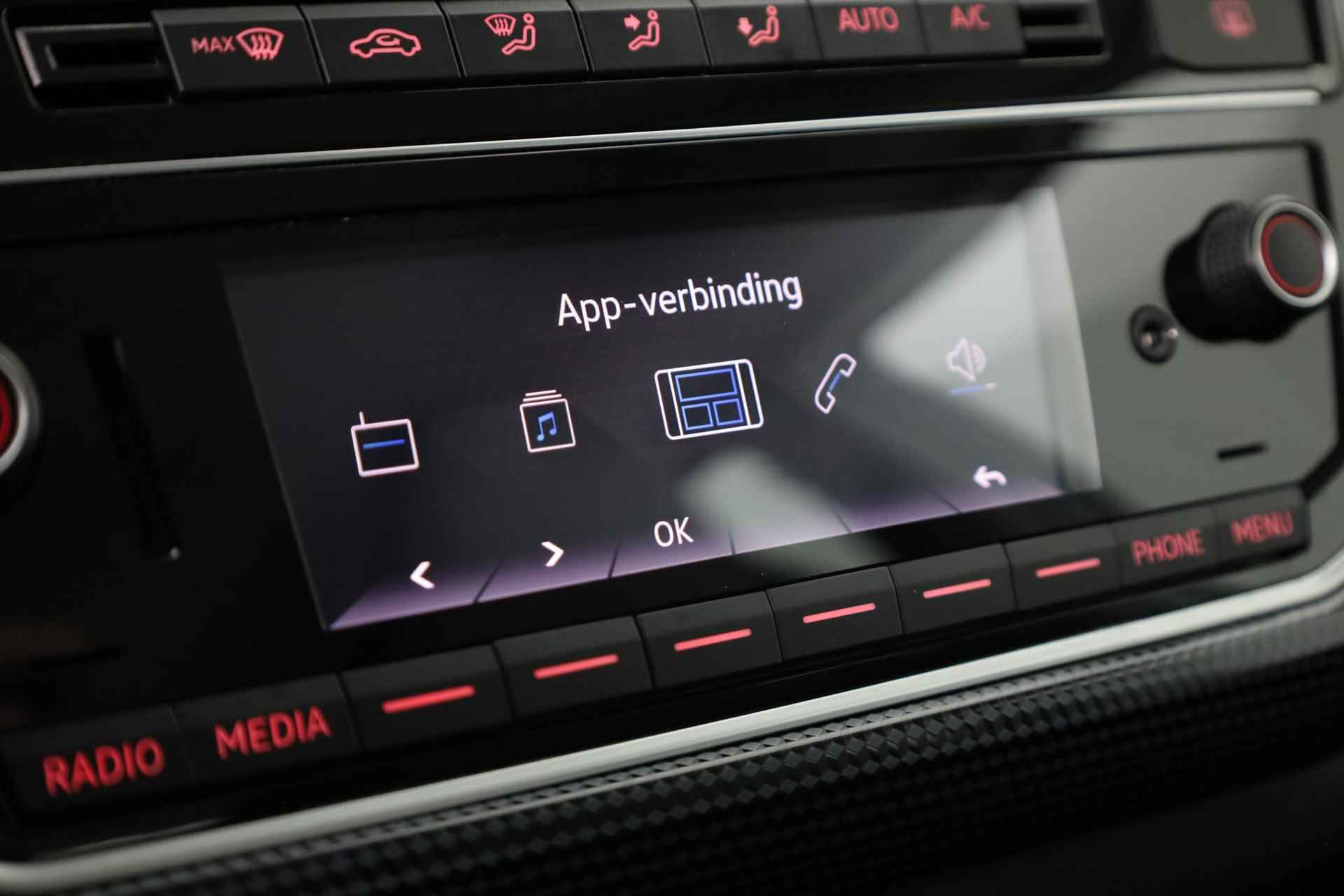 Volkswagen Up! 1.0 65PK | Camera | Navigatie via Apple CarPlay / Android Auto  | DAB | Lane assist - 21/33