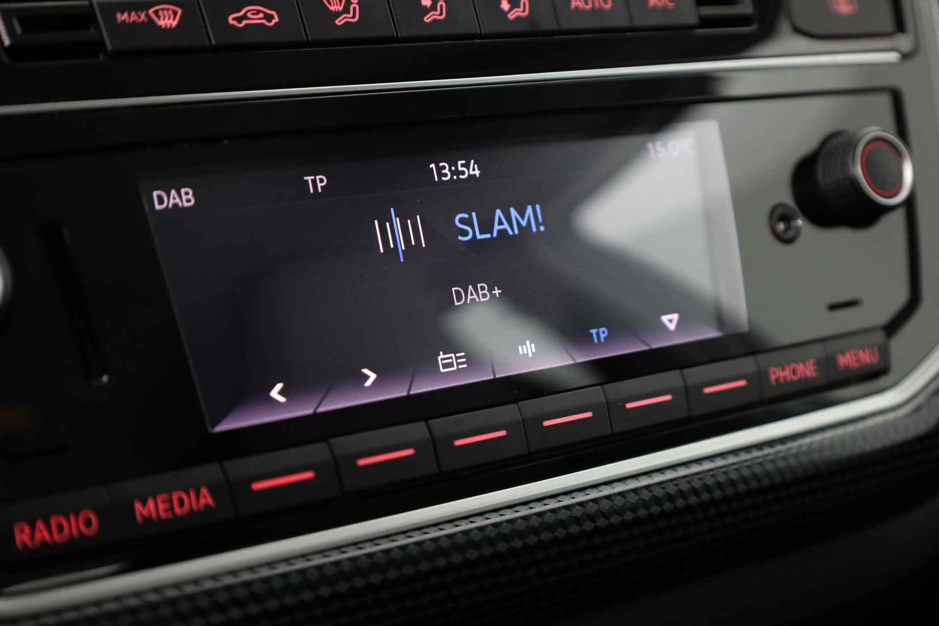 Volkswagen Up! 1.0 65PK | Camera | Navigatie via Apple CarPlay / Android Auto  | DAB | Lane assist - 23/33
